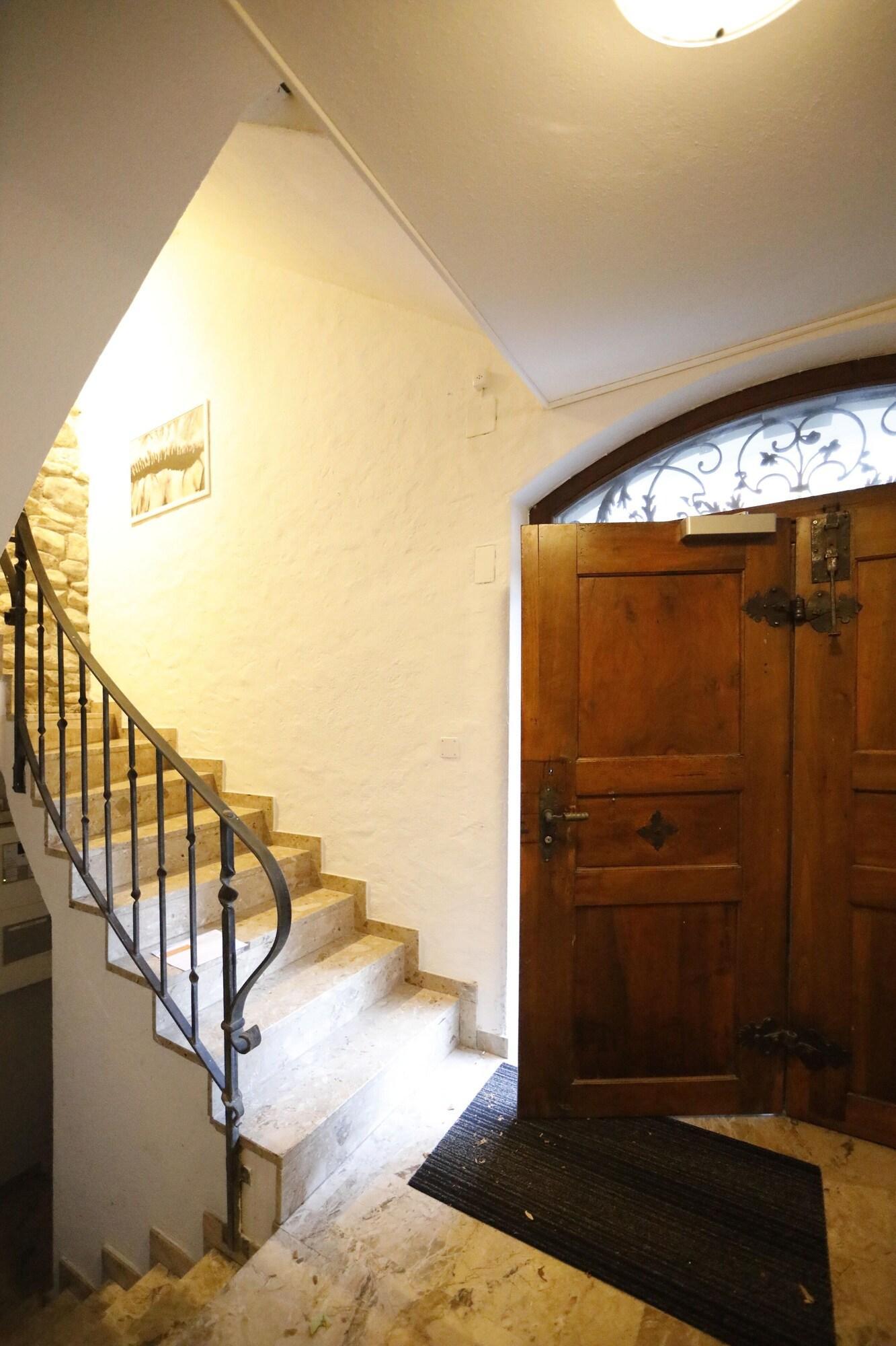 Vista Lobby Untertor