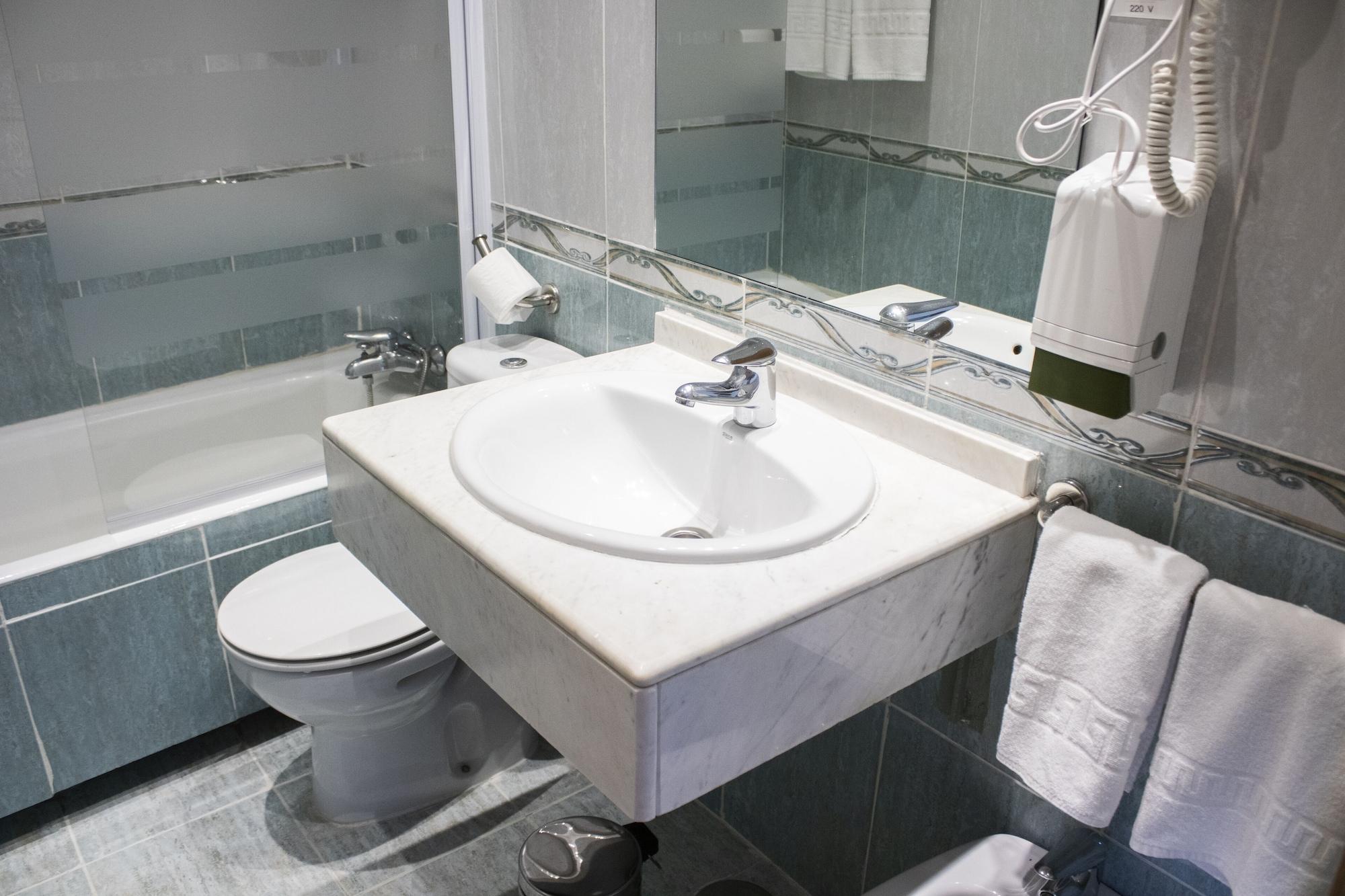 Equipamiento de Habitación Hotel Madrisol