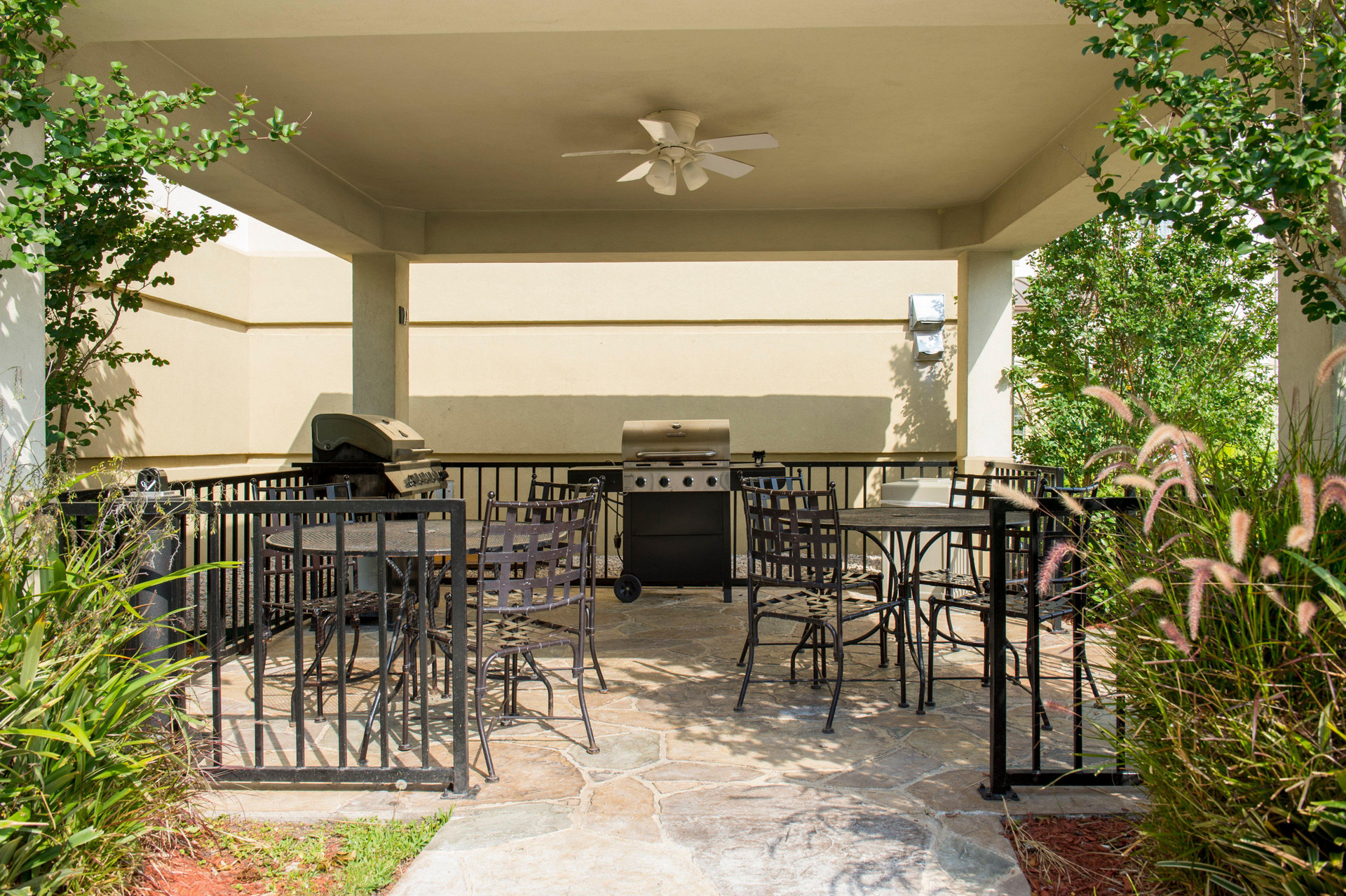 Vista Lobby Candlewood Suites Houston Medical Center by IHG