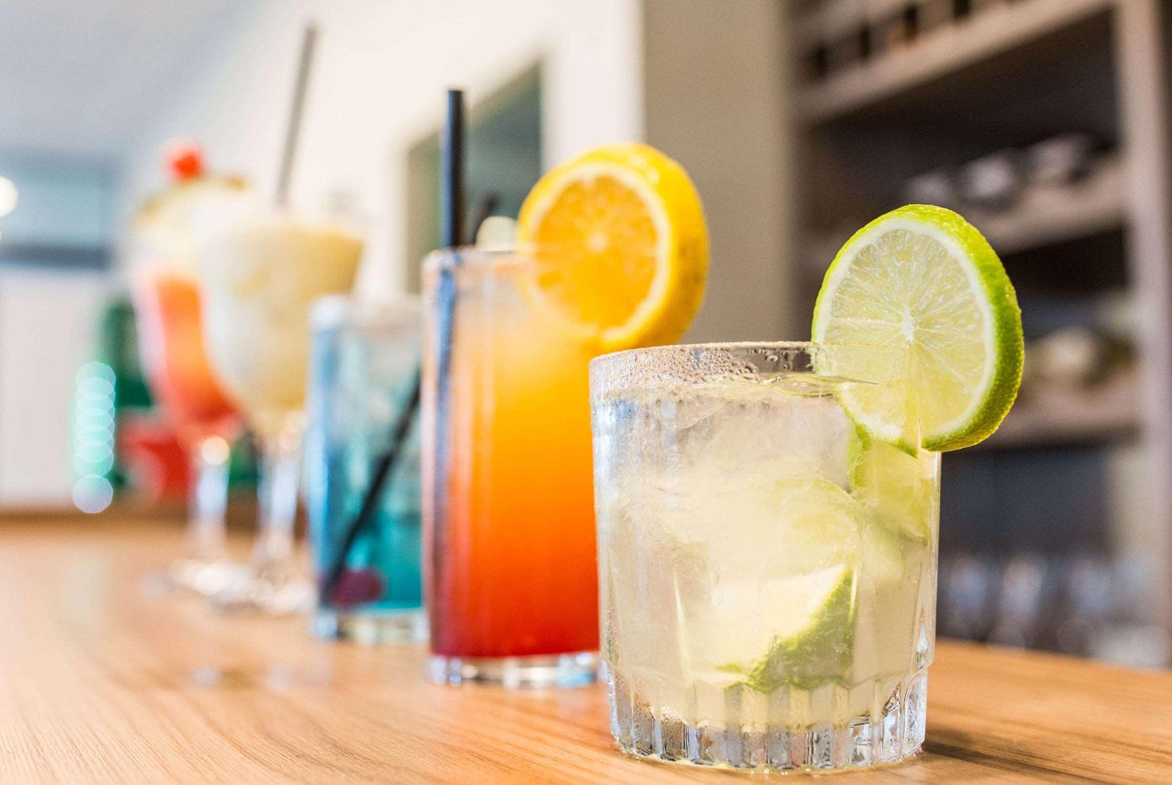 Bar/Salón Howard Johnson Ciudad del Este