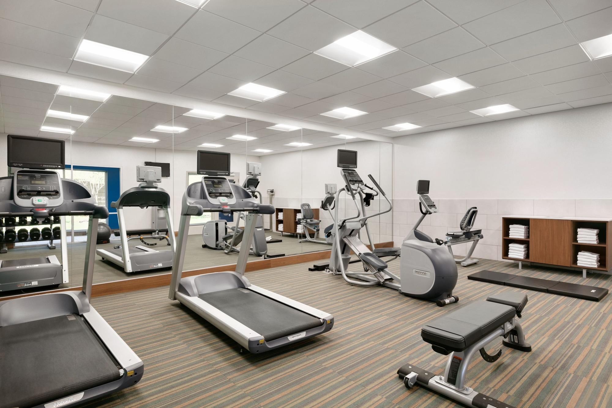 Gimnasio Holiday Inn Express & Suites Salisbury by IHG