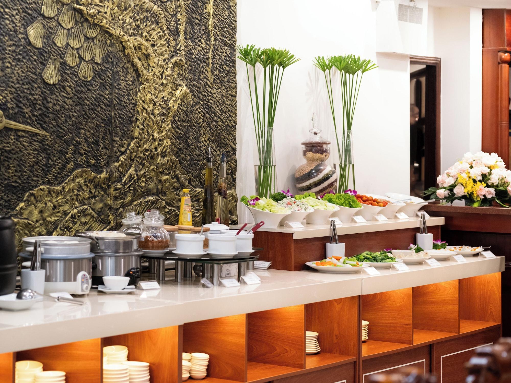 Restaurant Victory Saigon Hotel