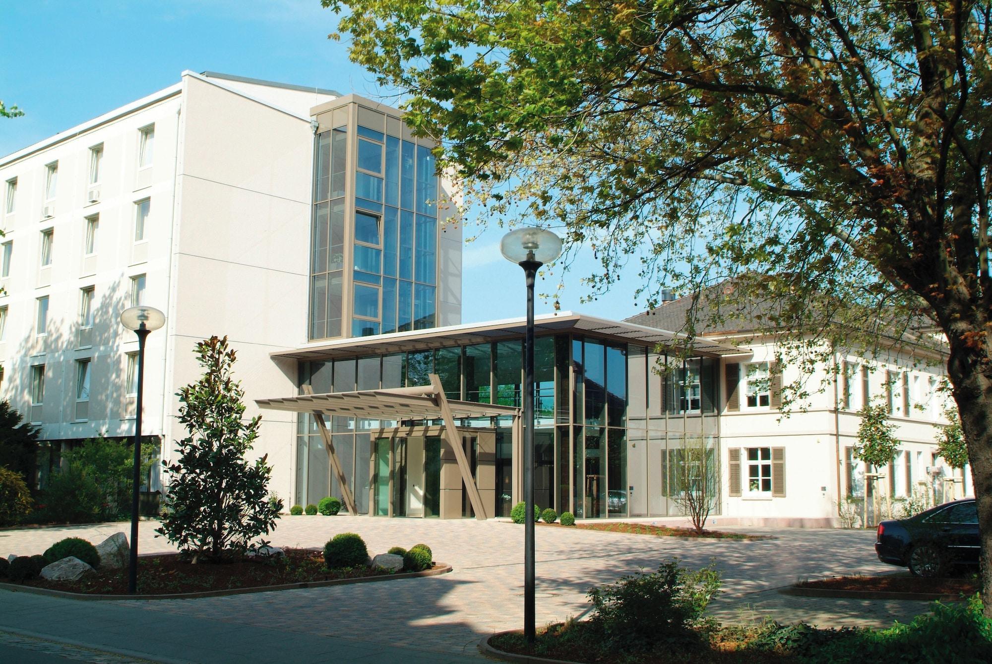 Varios Hotel René Bohn