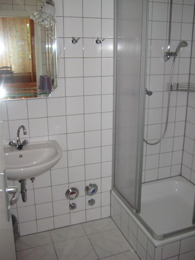 Equipamiento de Habitación Hotel Pension Spree