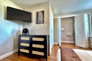 Alojamiento - Charming 2-bedroom townhome with WiFi, AC in peaceful White Marsh