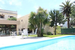 Alojamiento - Hotel Genoves