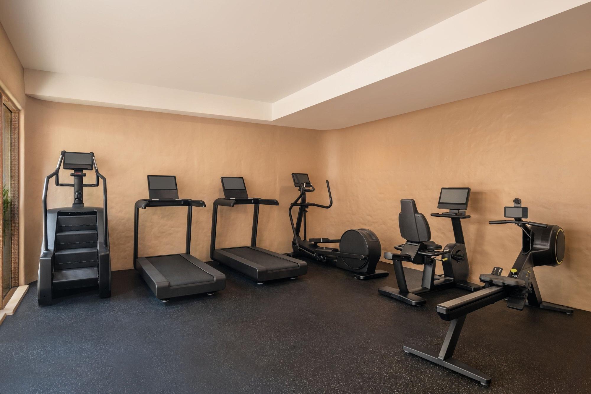 Gimnasio The Naka Island, a Luxury Collection Resort & Spa, Phuket