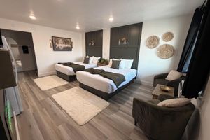 Alojamiento - CB&M Downtown Suites