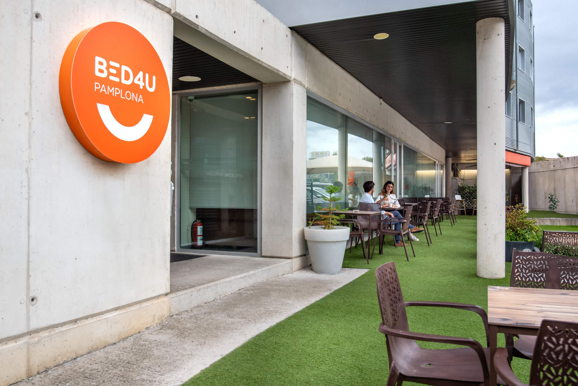 Vista Exterior Hotel Bed4u Pamplona