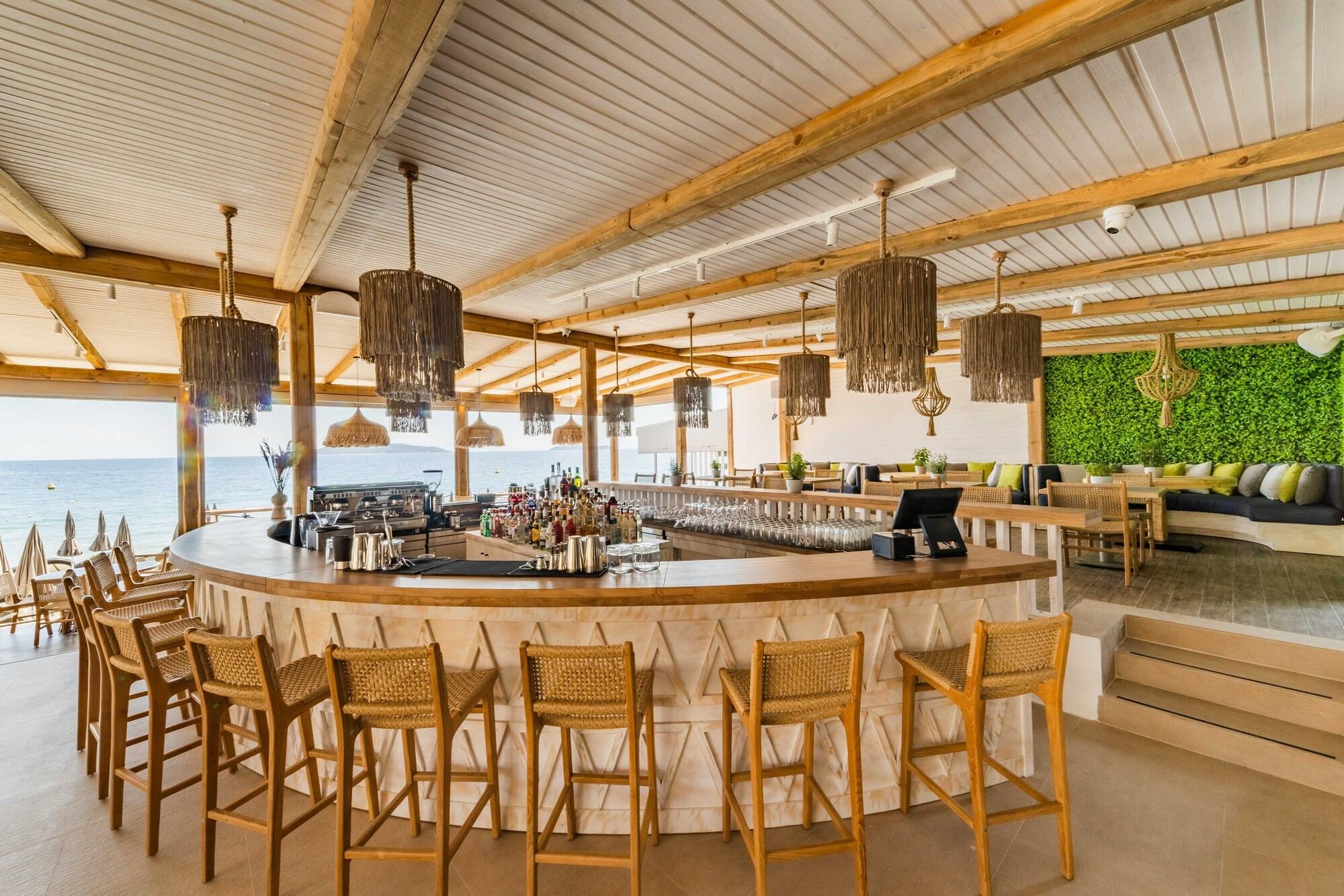 Restaurant Thalassa Cape Philian Collection