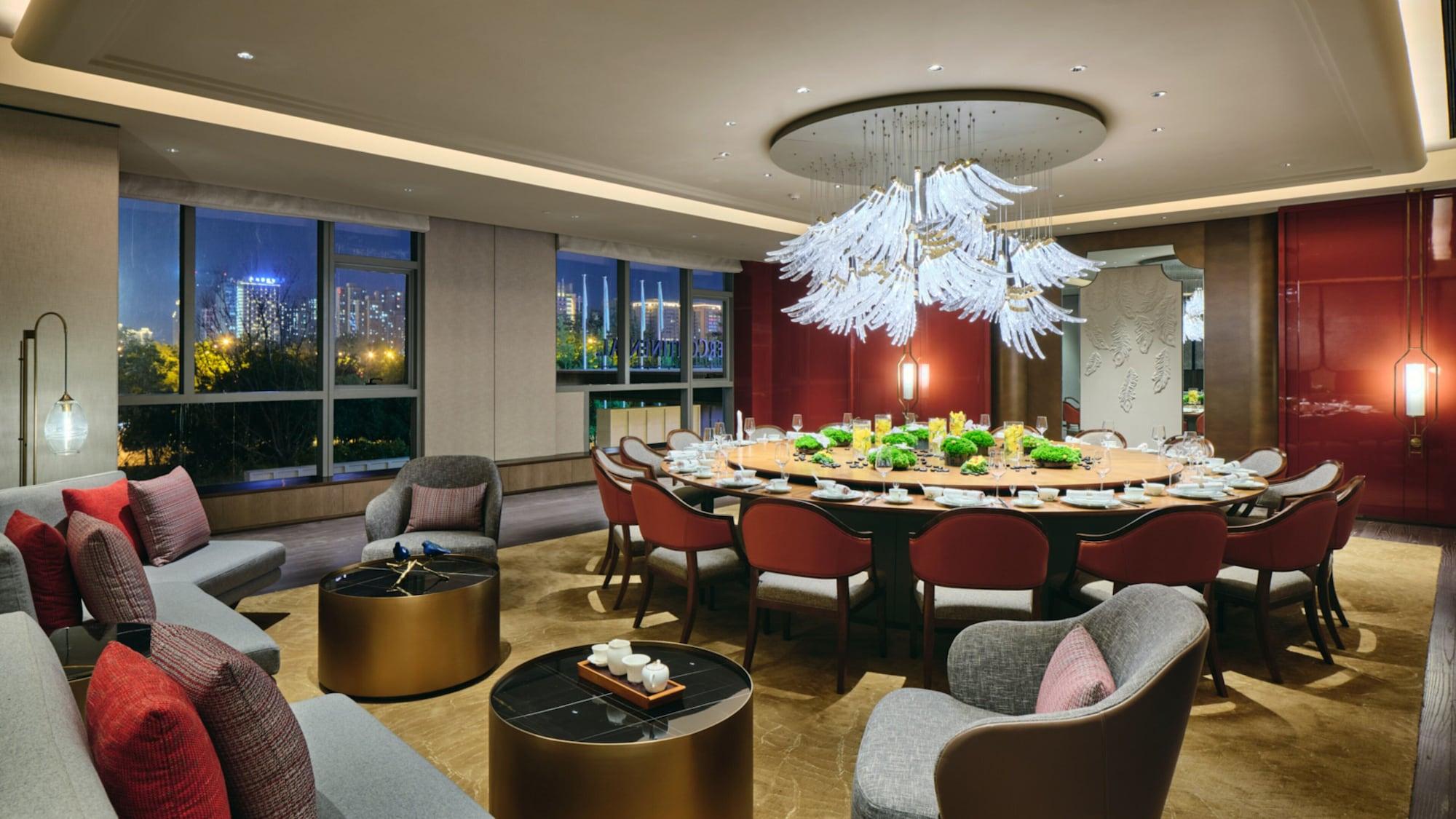 Restaurant InterContinental Xi'an North by IHG