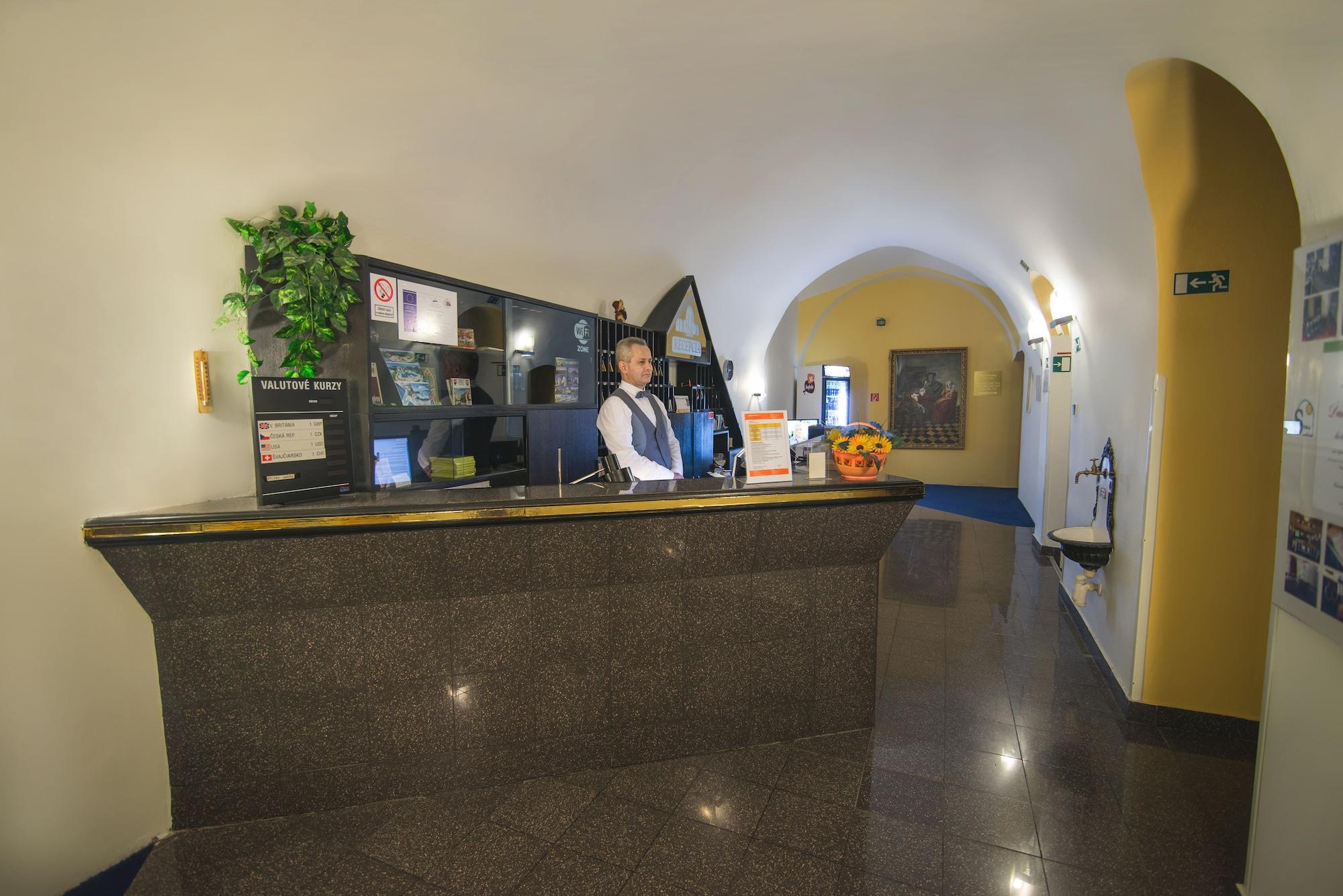 Vista Lobby Arkada Hotel