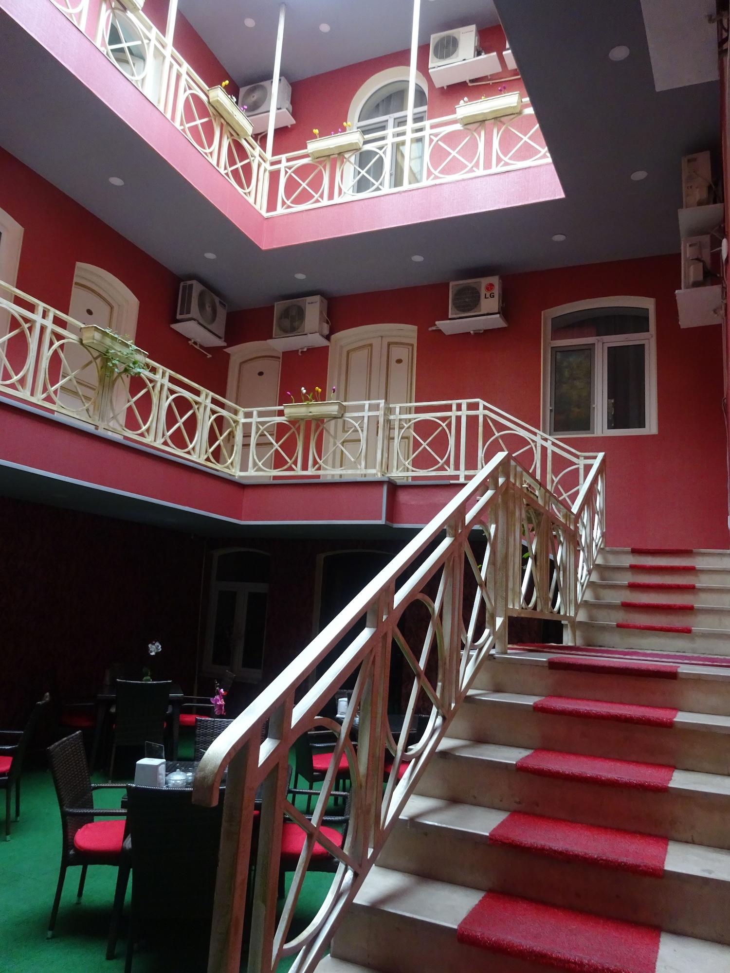 Bar/Salón Jireh Baku Hotel