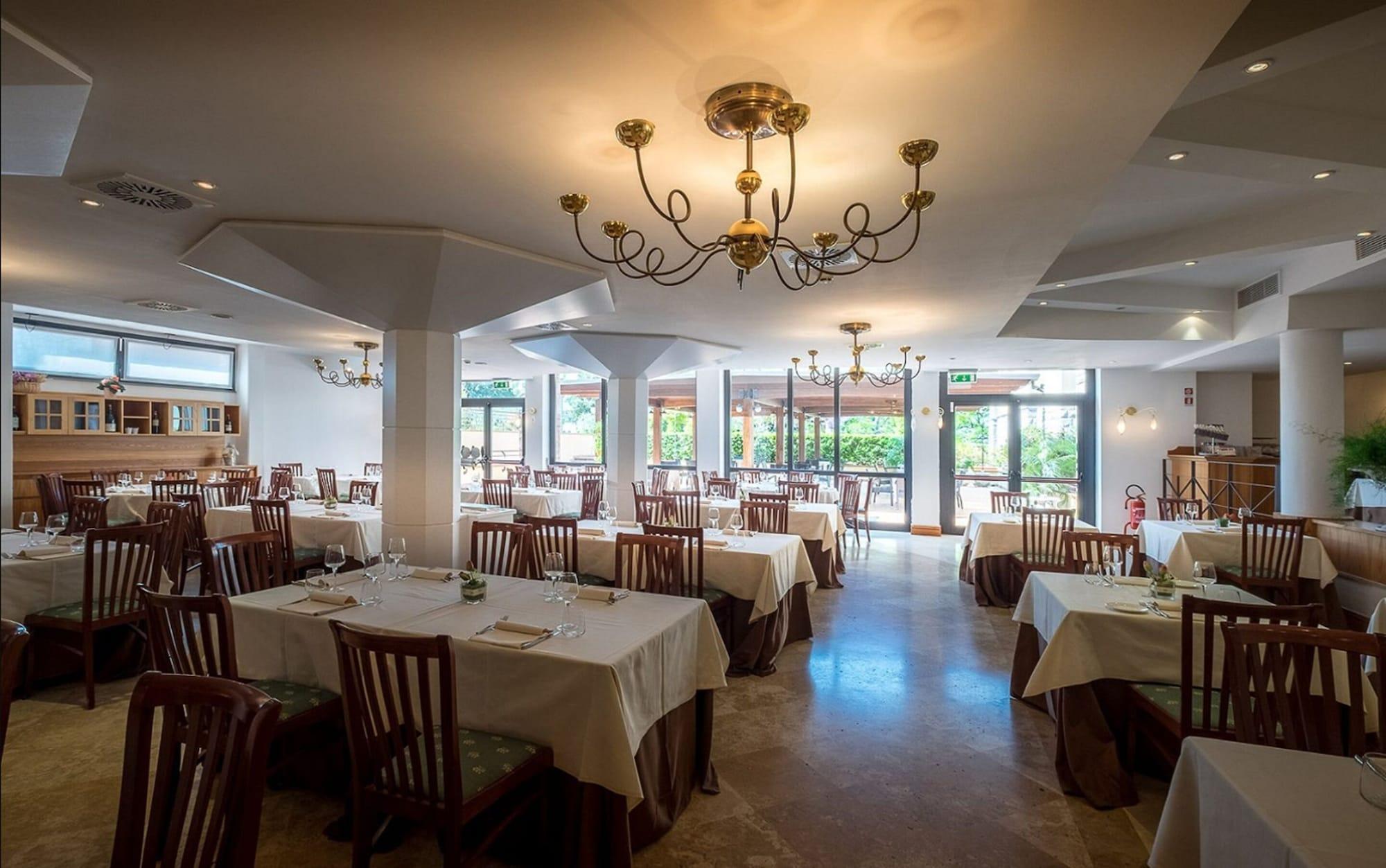 Restaurant BV Grand Hotel Assisi