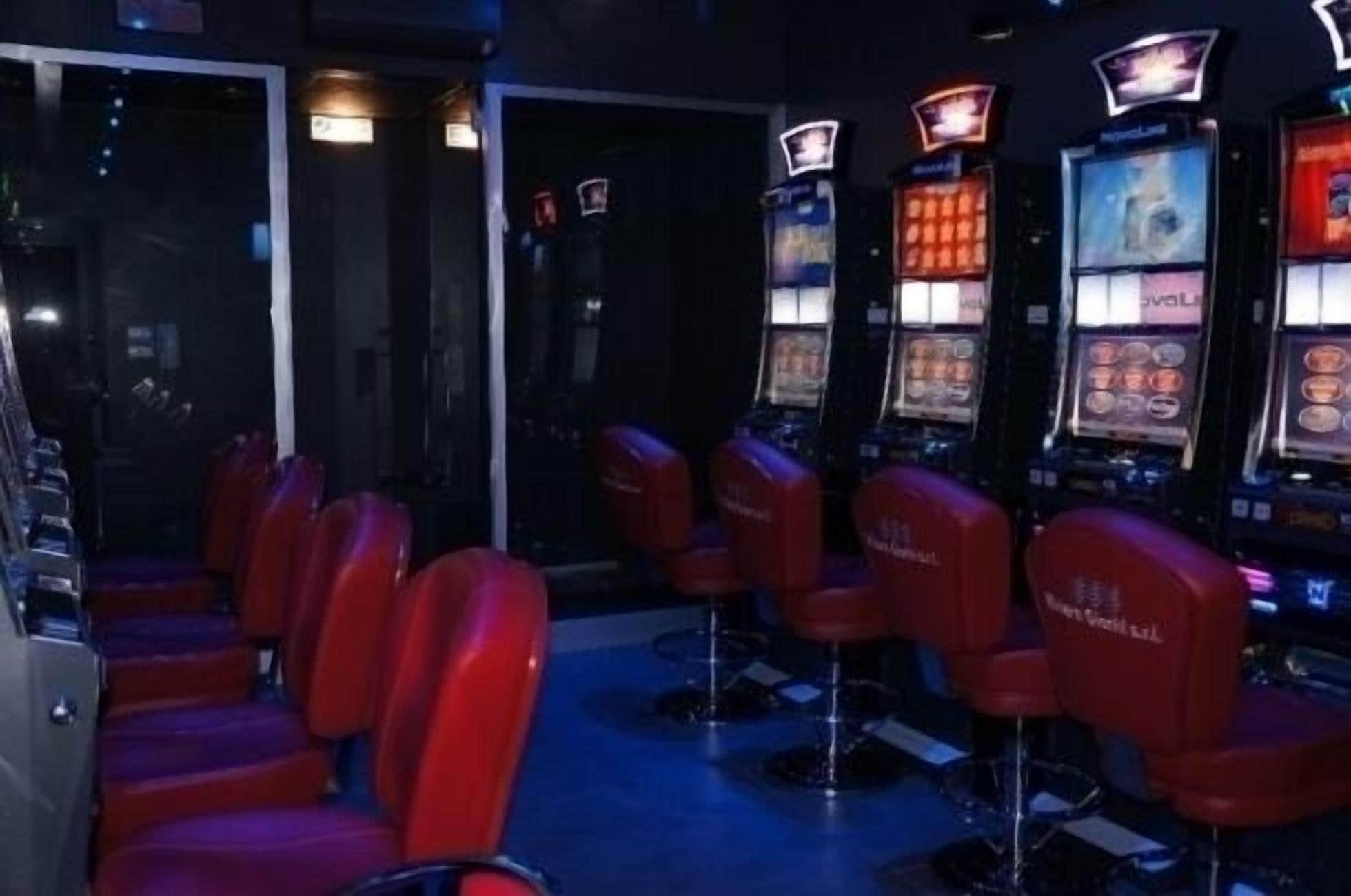 Instalaciones Recreativas Albergo Bar Cenni