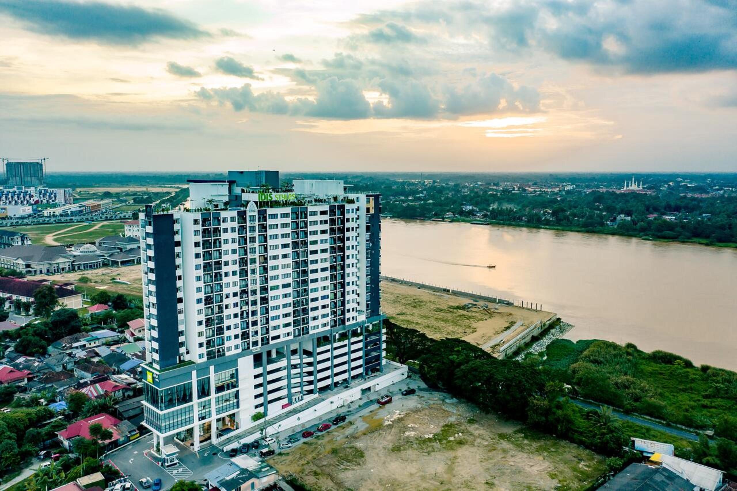 Vista Exterior ibis Styles Kota Bharu