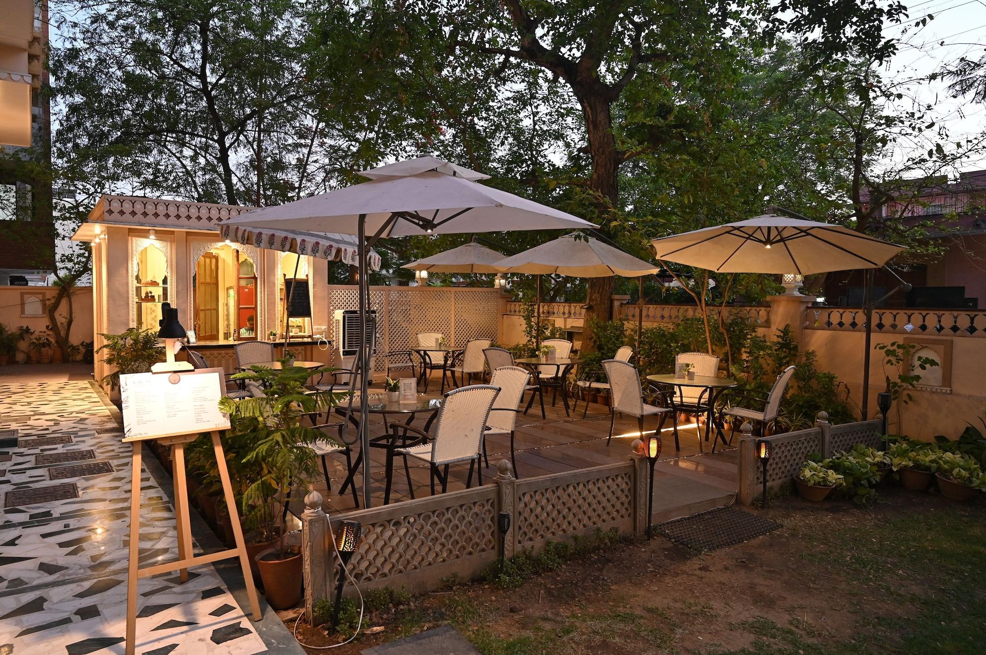 Restaurant Om Niwas Suite Hotel