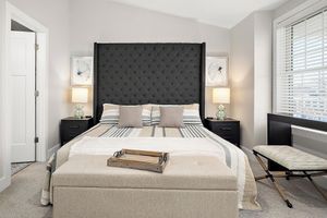 Alquiler Vacacional - Modern and sophisticated beach retreat, two blocks from beach & boardwalk.