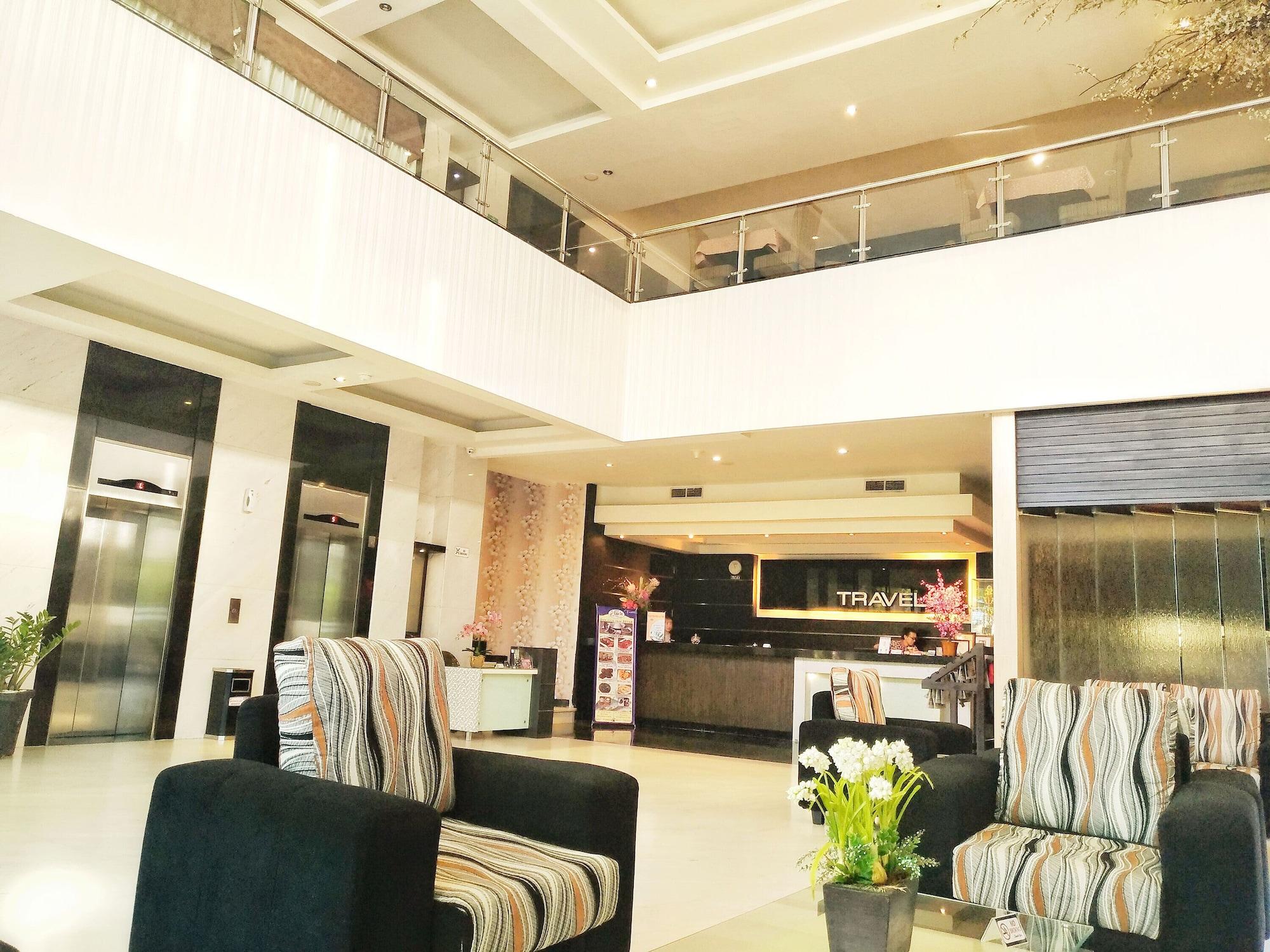 Vista Lobby Travello Manado