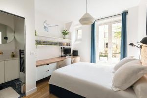 Alquiler Vacacional - ELEGANT APARTMENT IN THE HEART OF PARIS – STEPS FROM JARDIN DU LUXEMBOURG