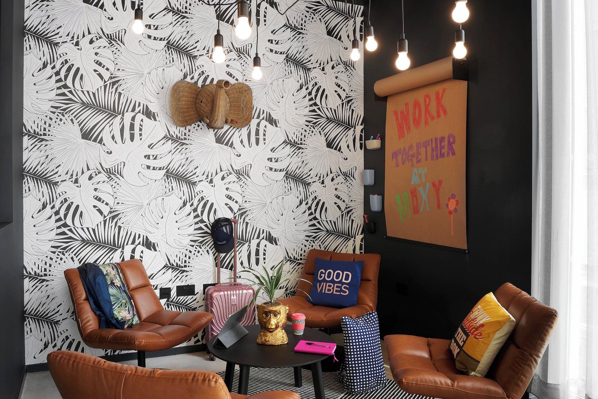 Sala de Reuniones Moxy Milton Keynes