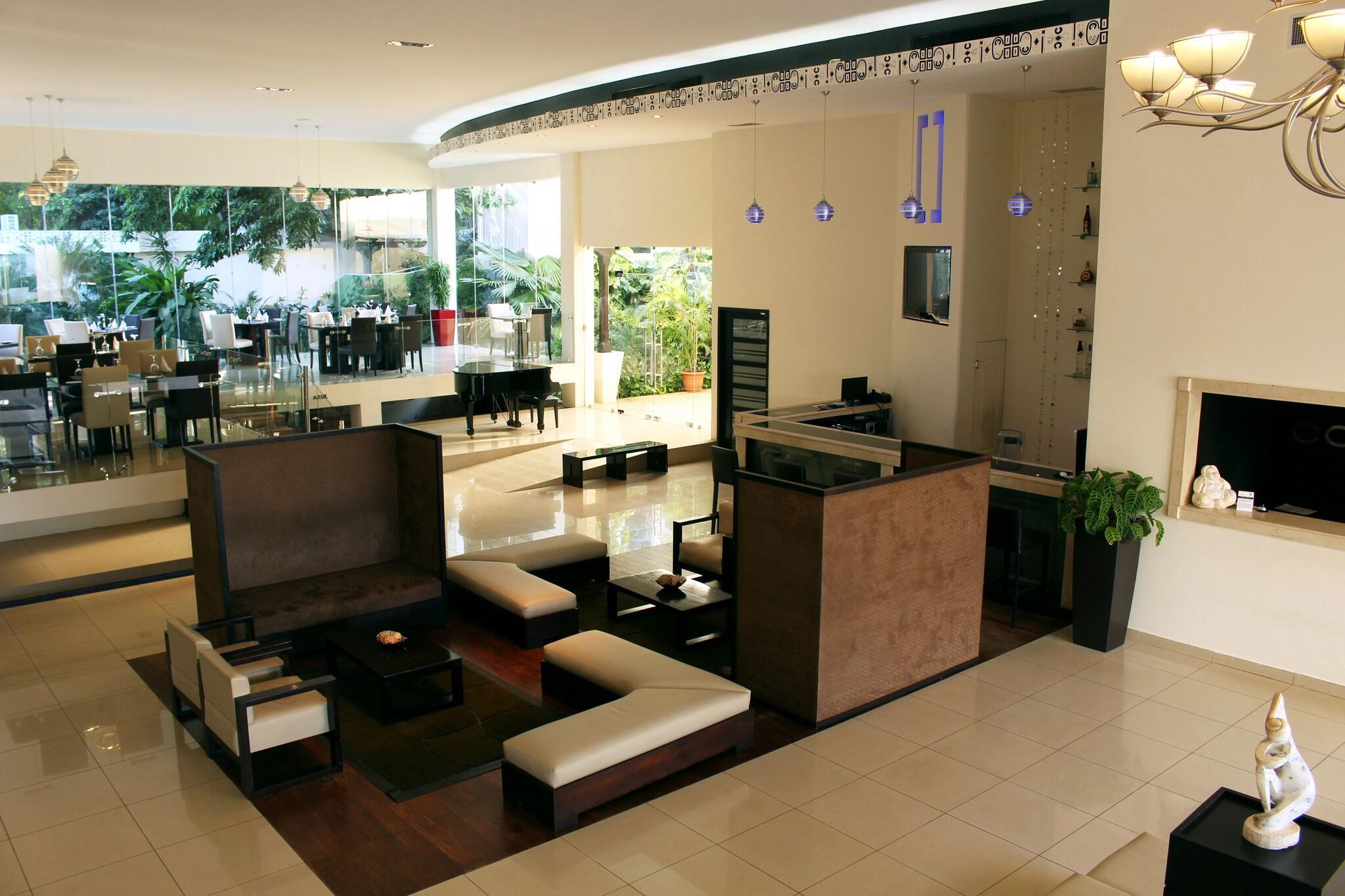 Vista Lobby Hotel Contempo