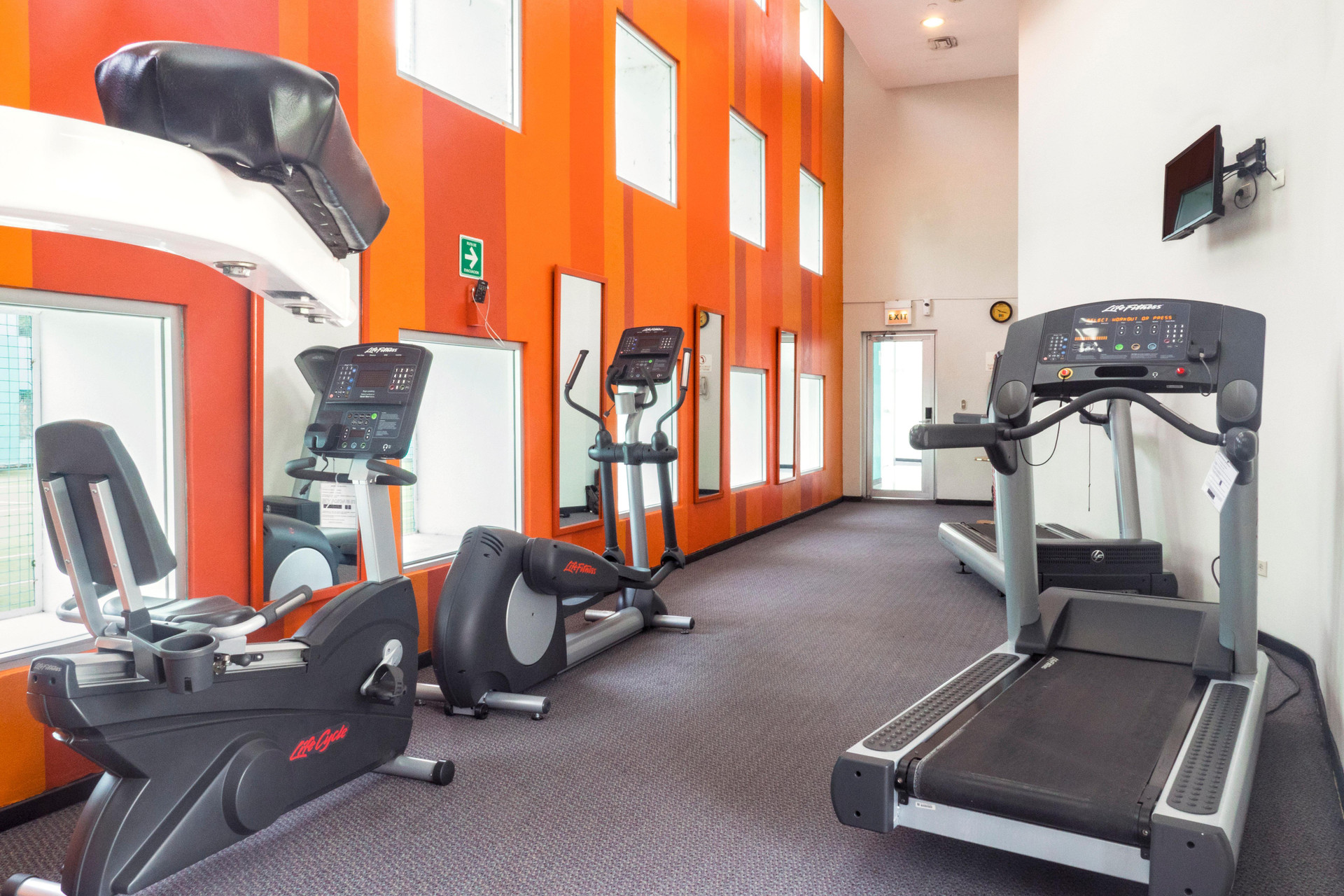 Instalaciones Recreativas Holiday Inn Monterrey - Parque Fundidora by IHG