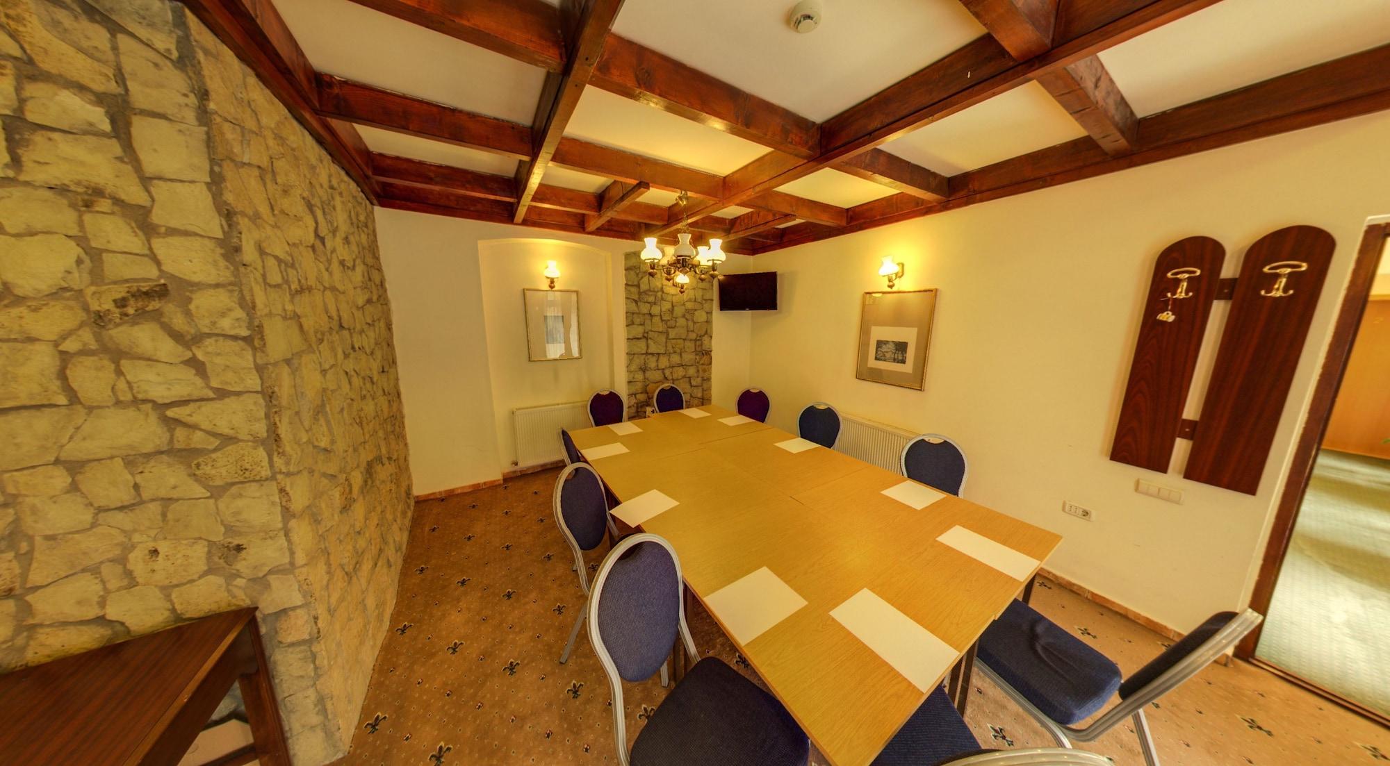 Sala de Reuniones Hotel Curtea Brasoveana