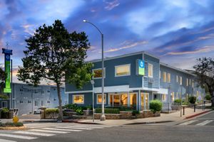 Alojamiento - SureStay Hotel by Best Western Santa Monica