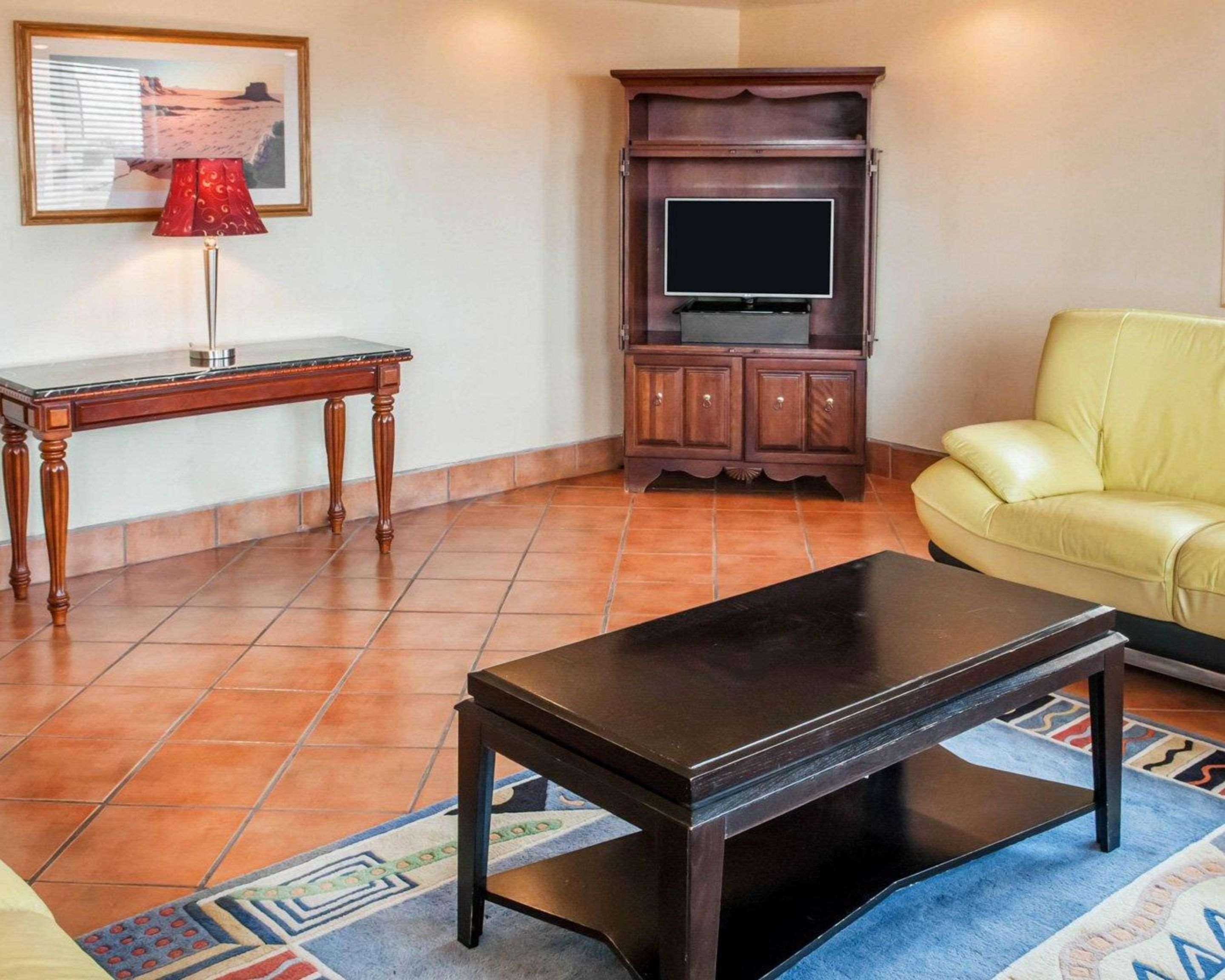 Vista Lobby Econo Lodge Lordsburg I-10