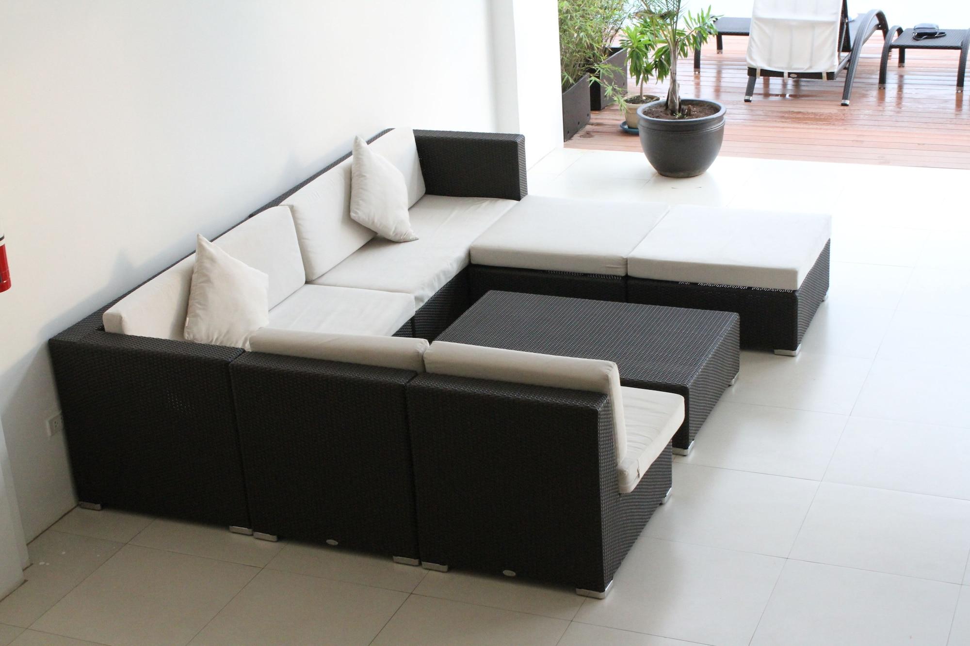 Vista Lobby Ocean Suites Boutique Hotel