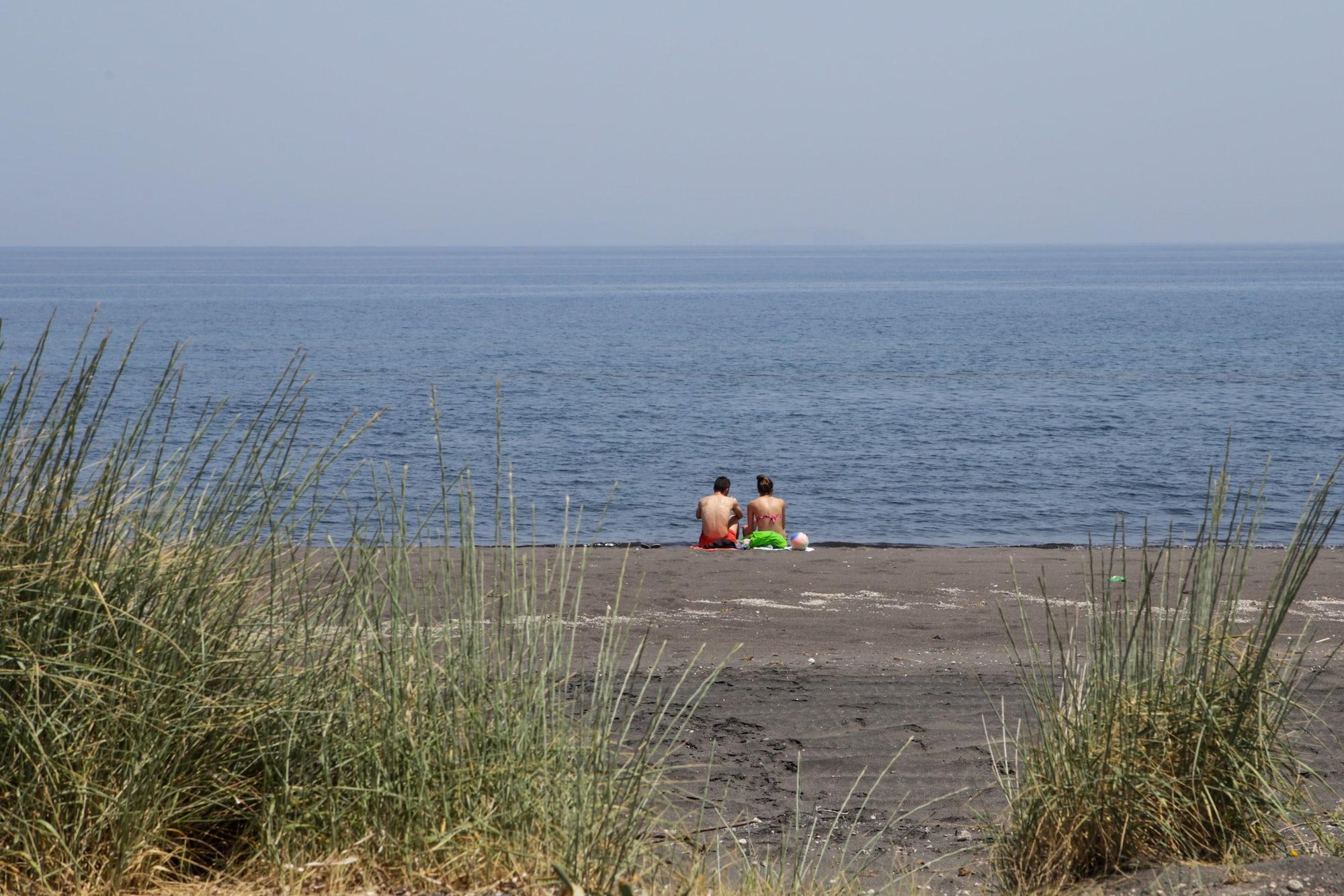 Playa Maistros Village