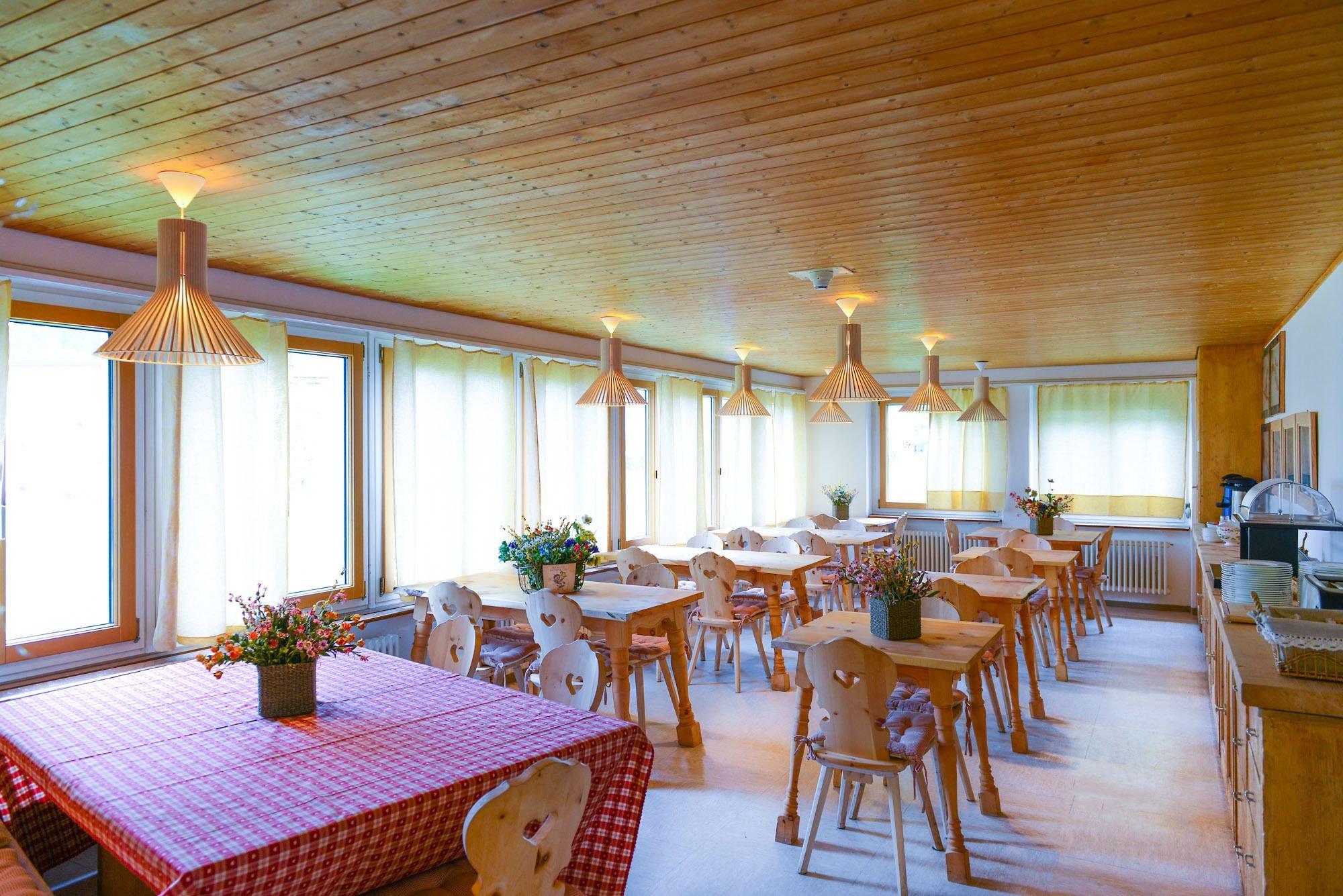 Restaurant Chalet Speciale - Hostel