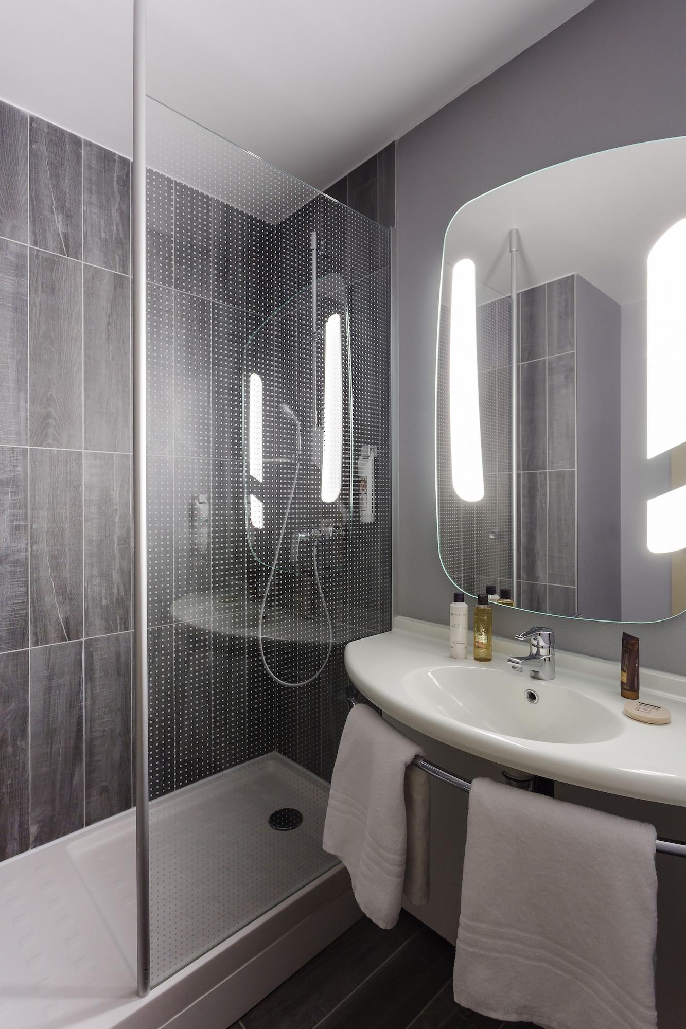 Equipamiento de Habitación Ibis Paris Avenue De La Republique