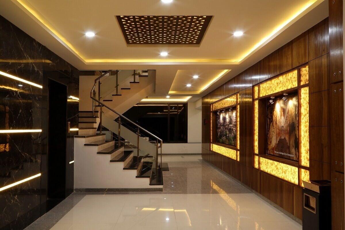 Varios Hotel Atithi