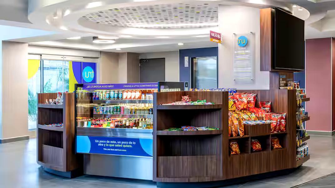 Restaurant Tru By Hilton Cali Sur