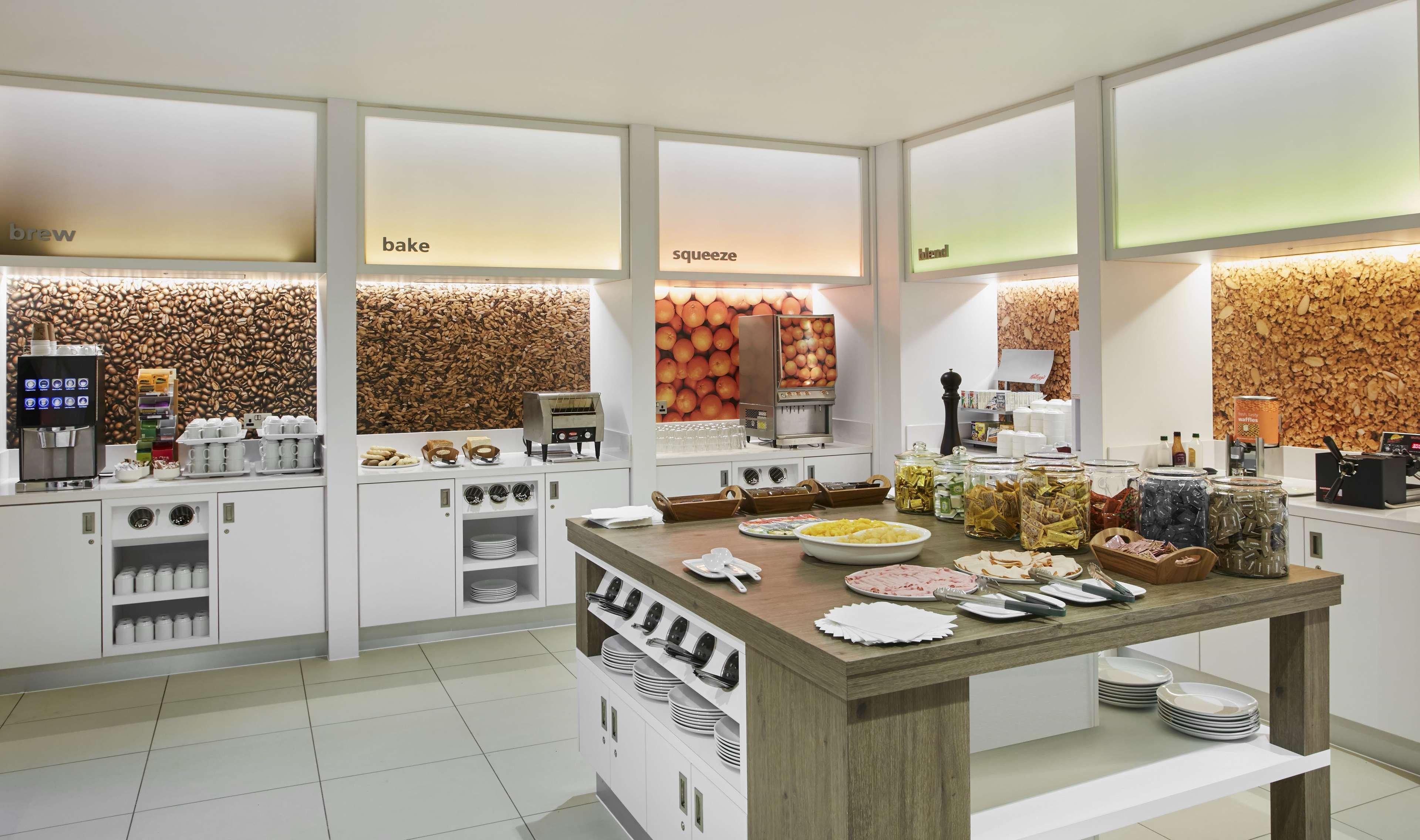 Restaurant Hampton by Hilton Oxford