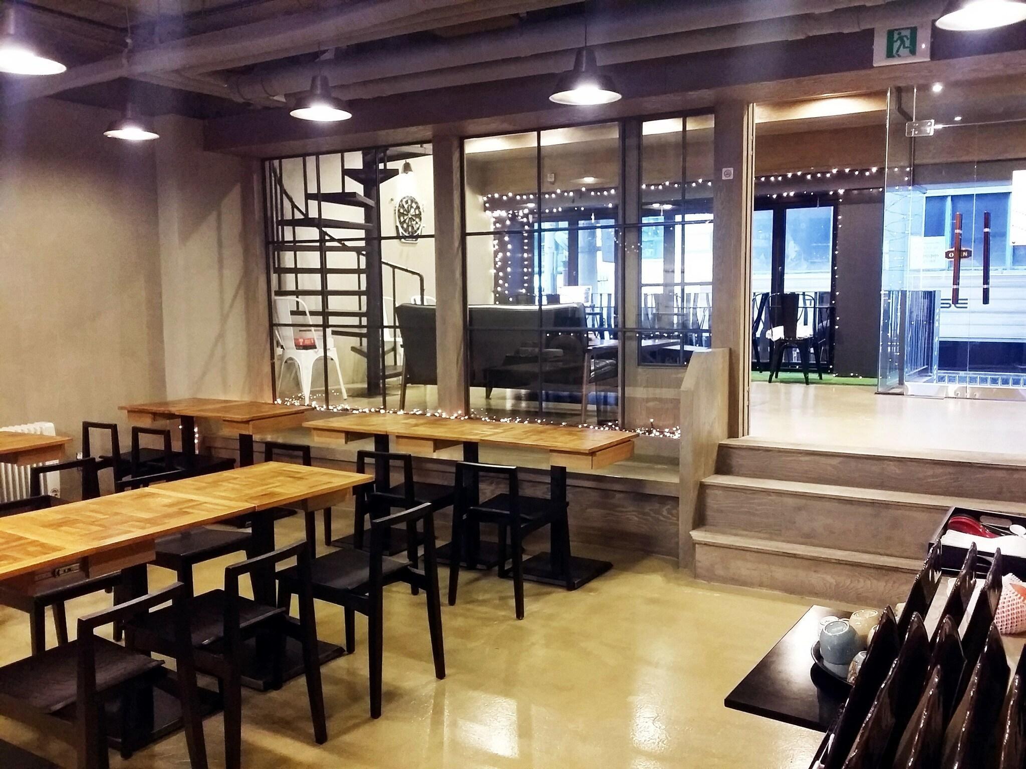 Bar/Salón Petercat Hotel Sinchon Hongdae