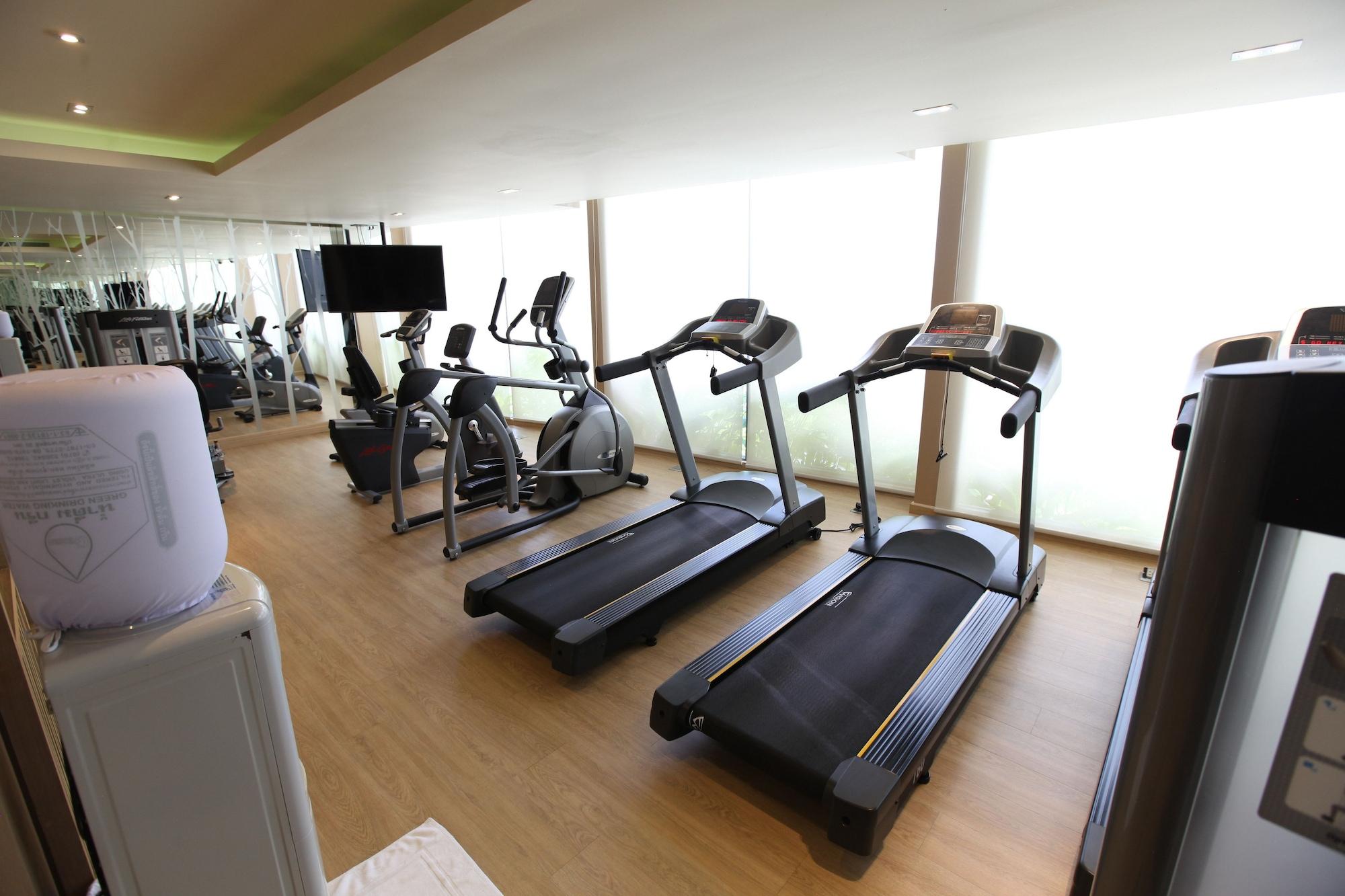 Gimnasio Mandarava Resort and Spa Karon Beach