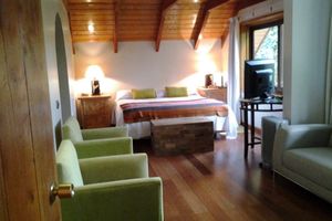 Alquiler Vacacional - Swiss Chalet style home