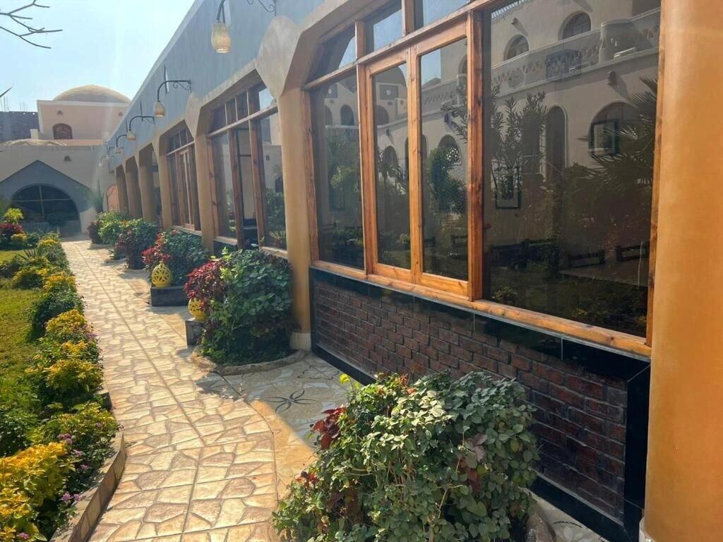 Restaurant Desert paradise Hotel