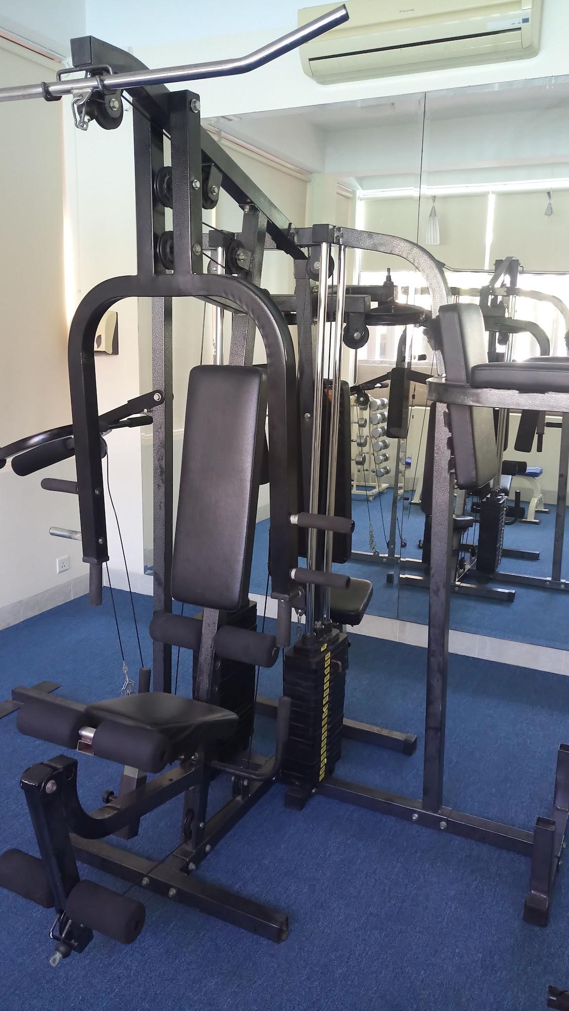 Gimnasio Hampton Hotel & Apartment