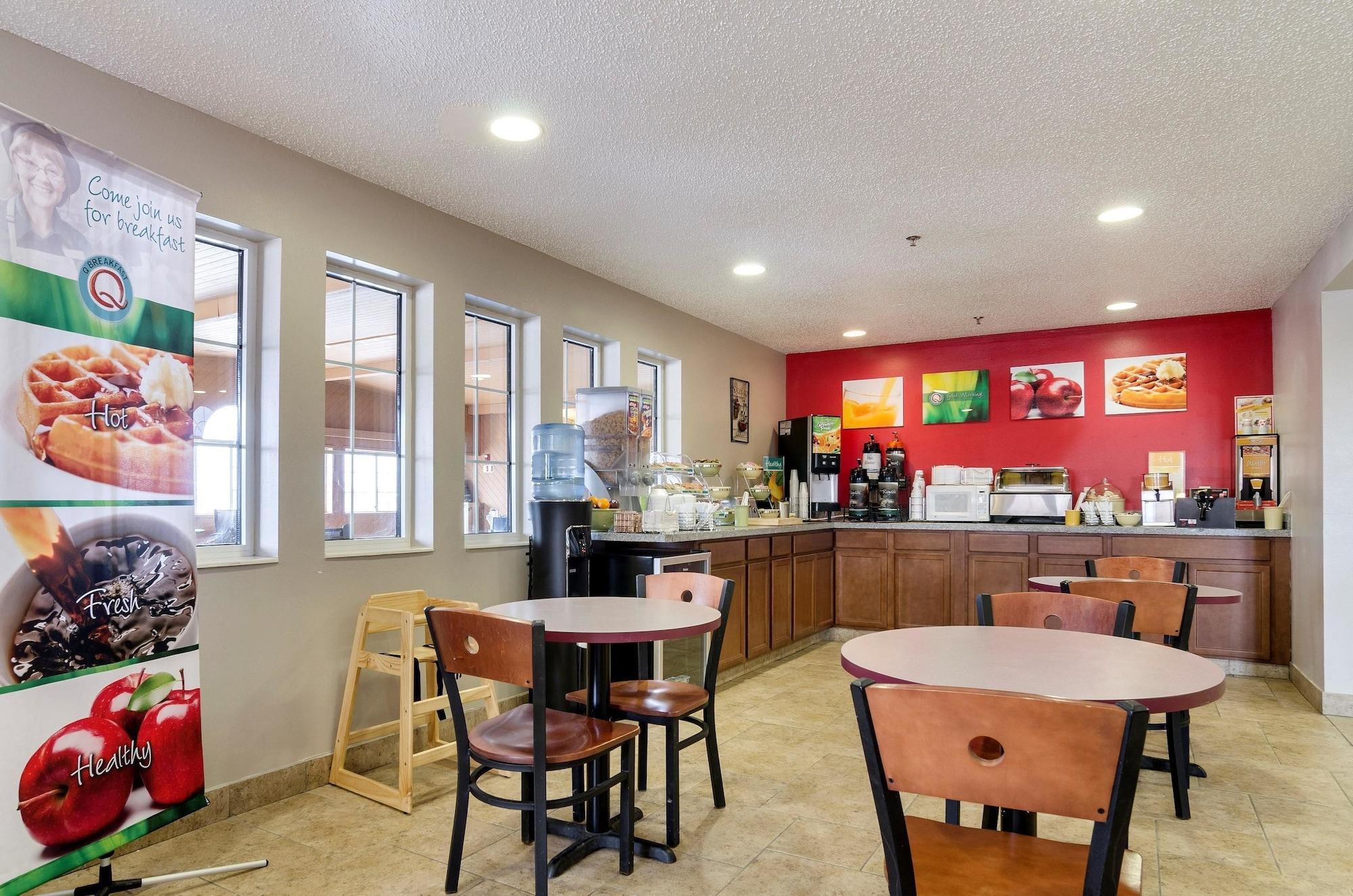 Restaurant Quality Inn Osceola