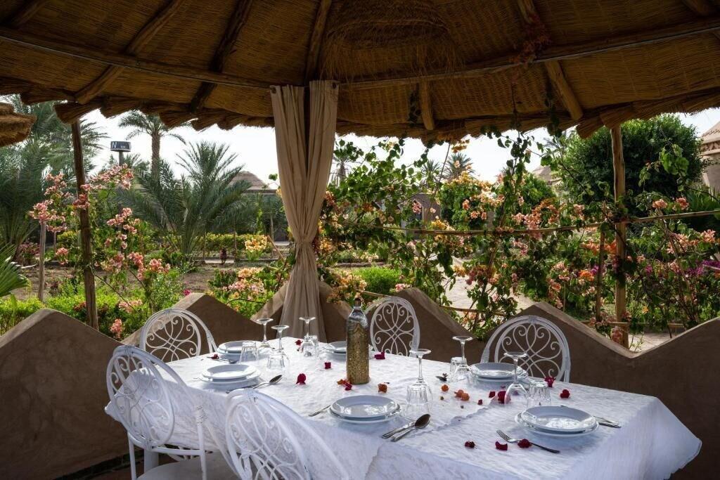 Restaurant hotel  sbai palace