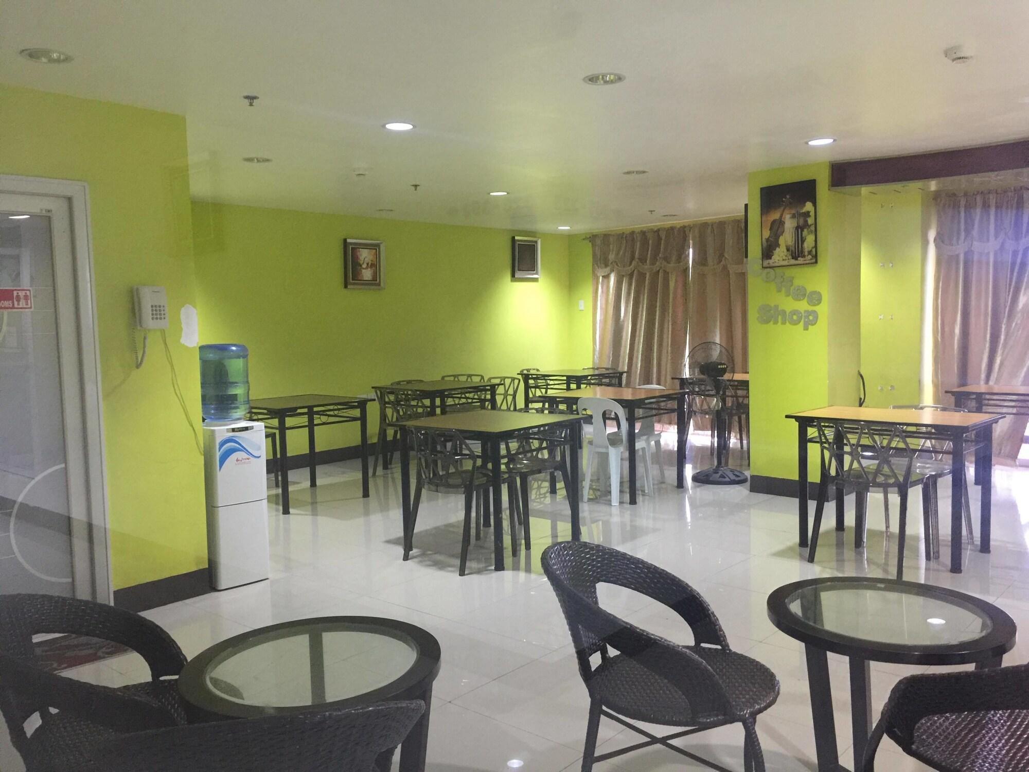 Restaurant Jeamco Royal Hotel Palawan