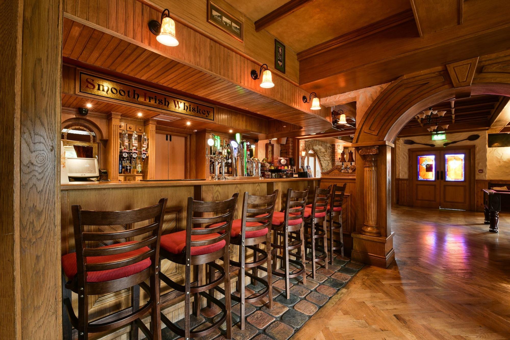 Bar/Salón Ballyliffin TownHouse Boutique Hotel