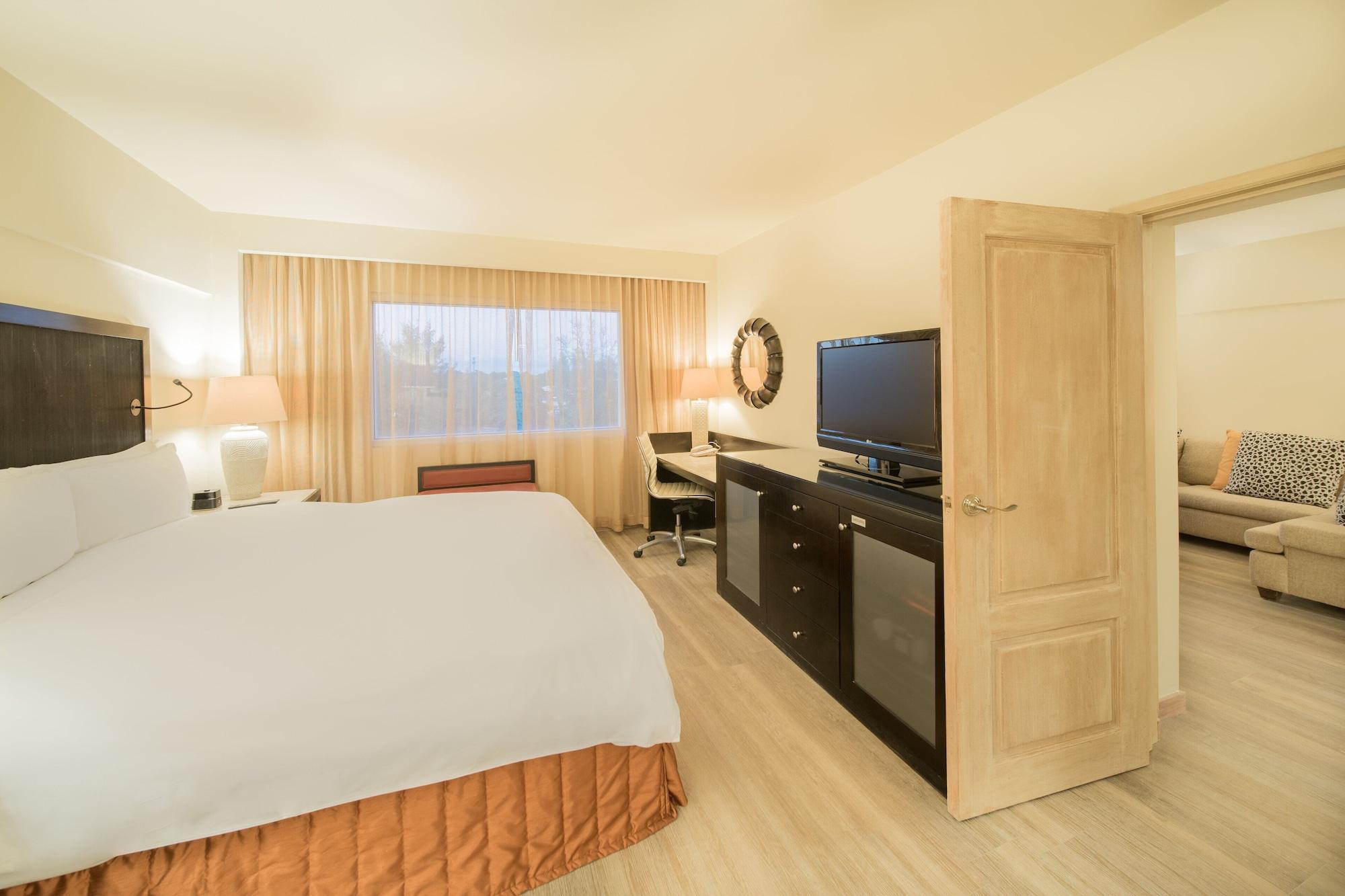 Habitación Real InterContinental San Salvador at Metrocentro Mall by IHG