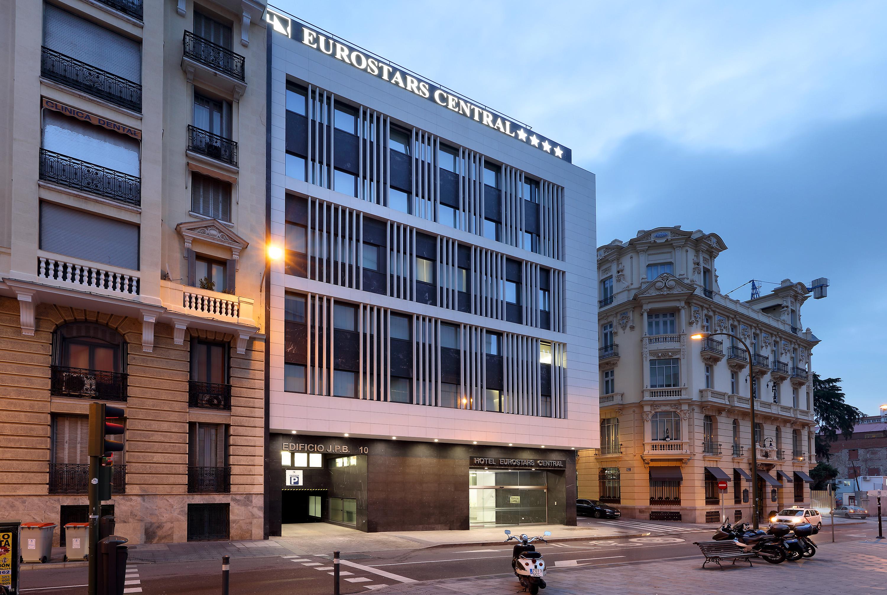 Vista Exterior Hotel Eurostars Central