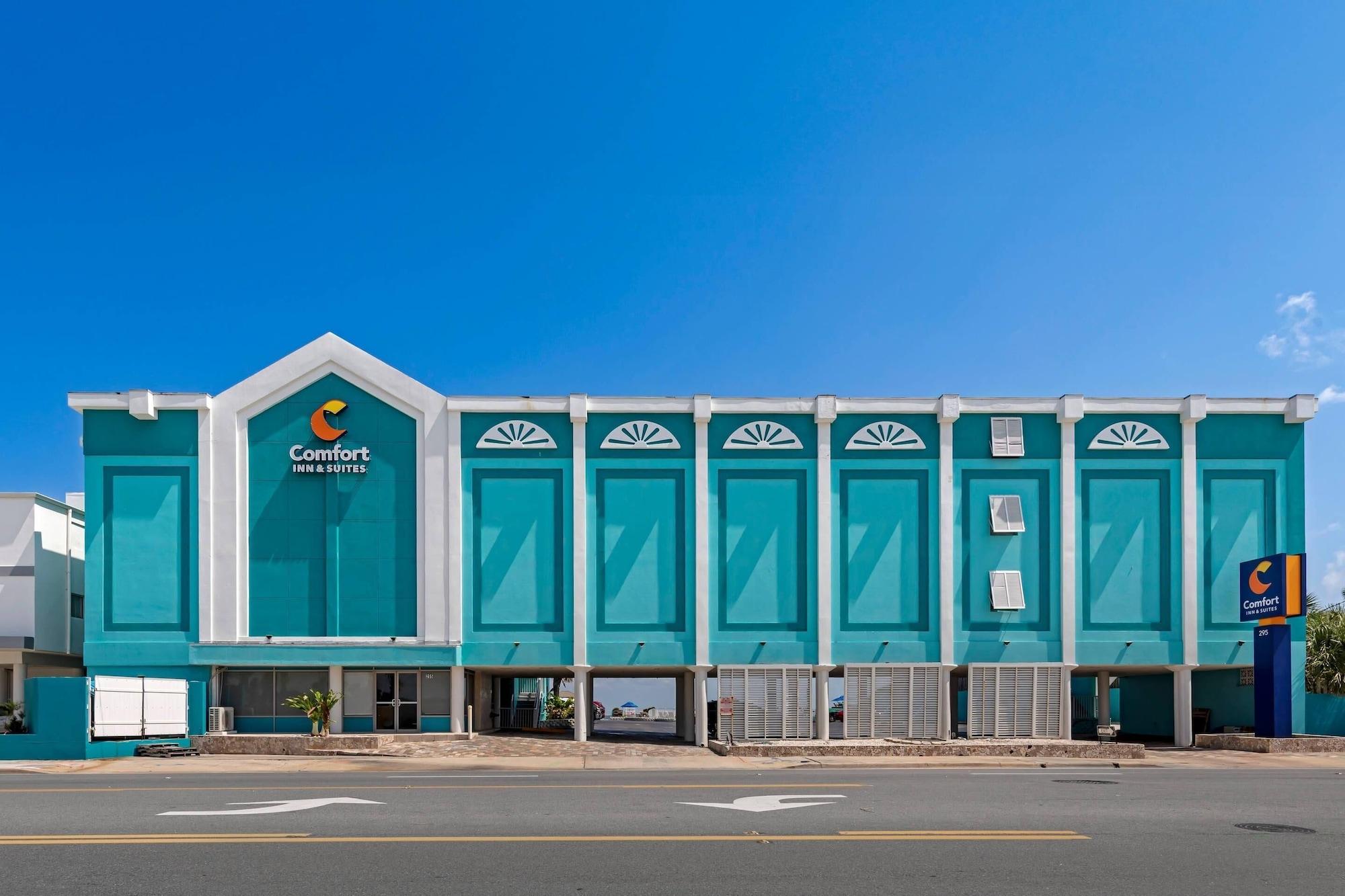 Varios Comfort Inn & Suites Ormond Beach Oceanfront