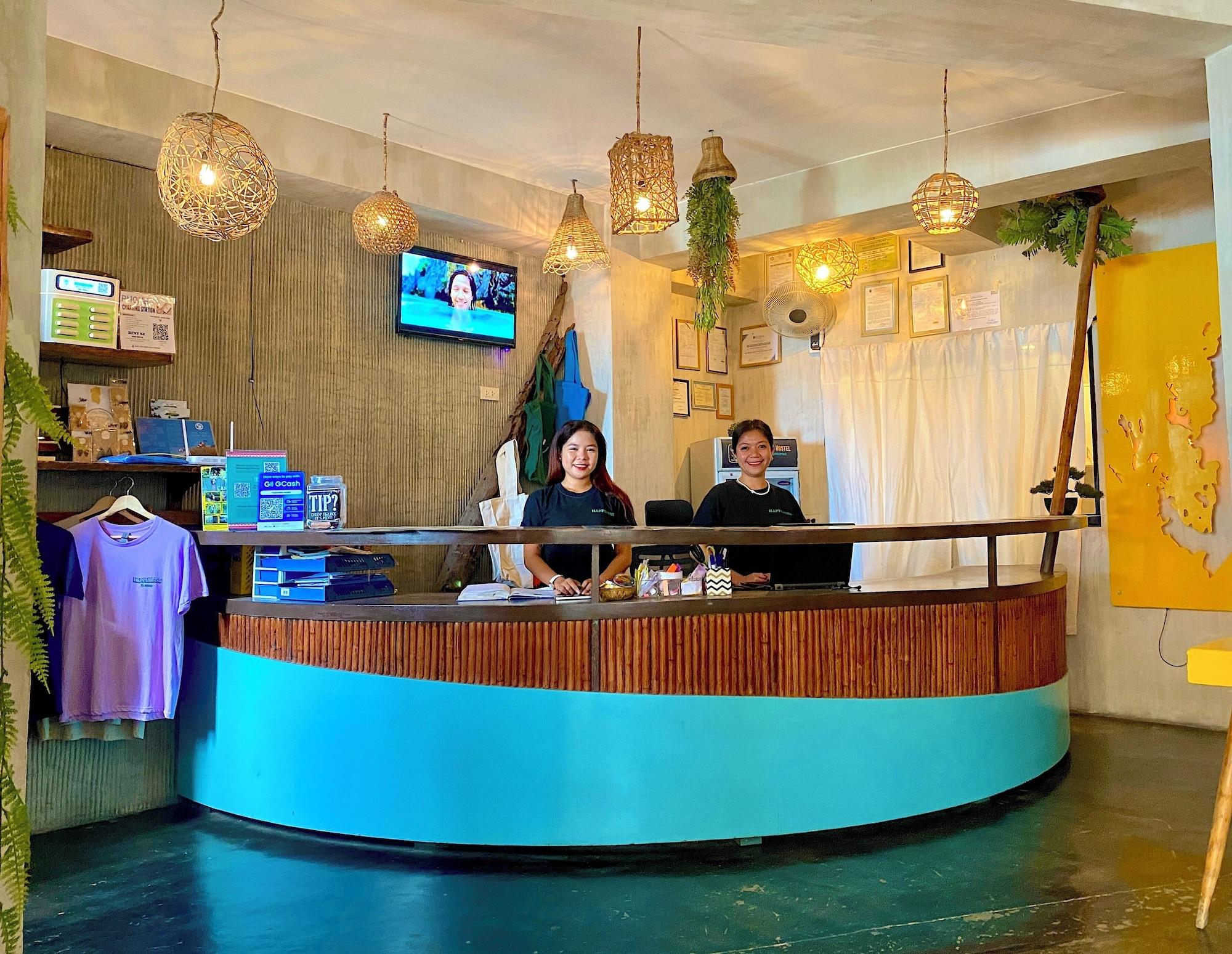 Vista Lobby Happiness Hostel El Nido